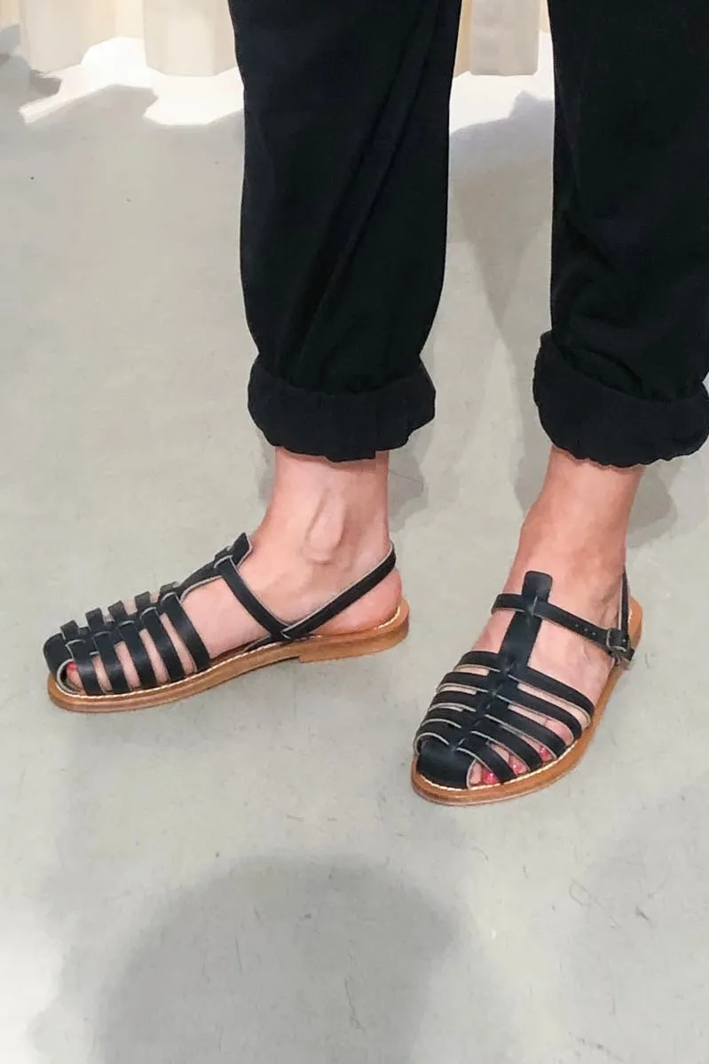 Adrien Flat