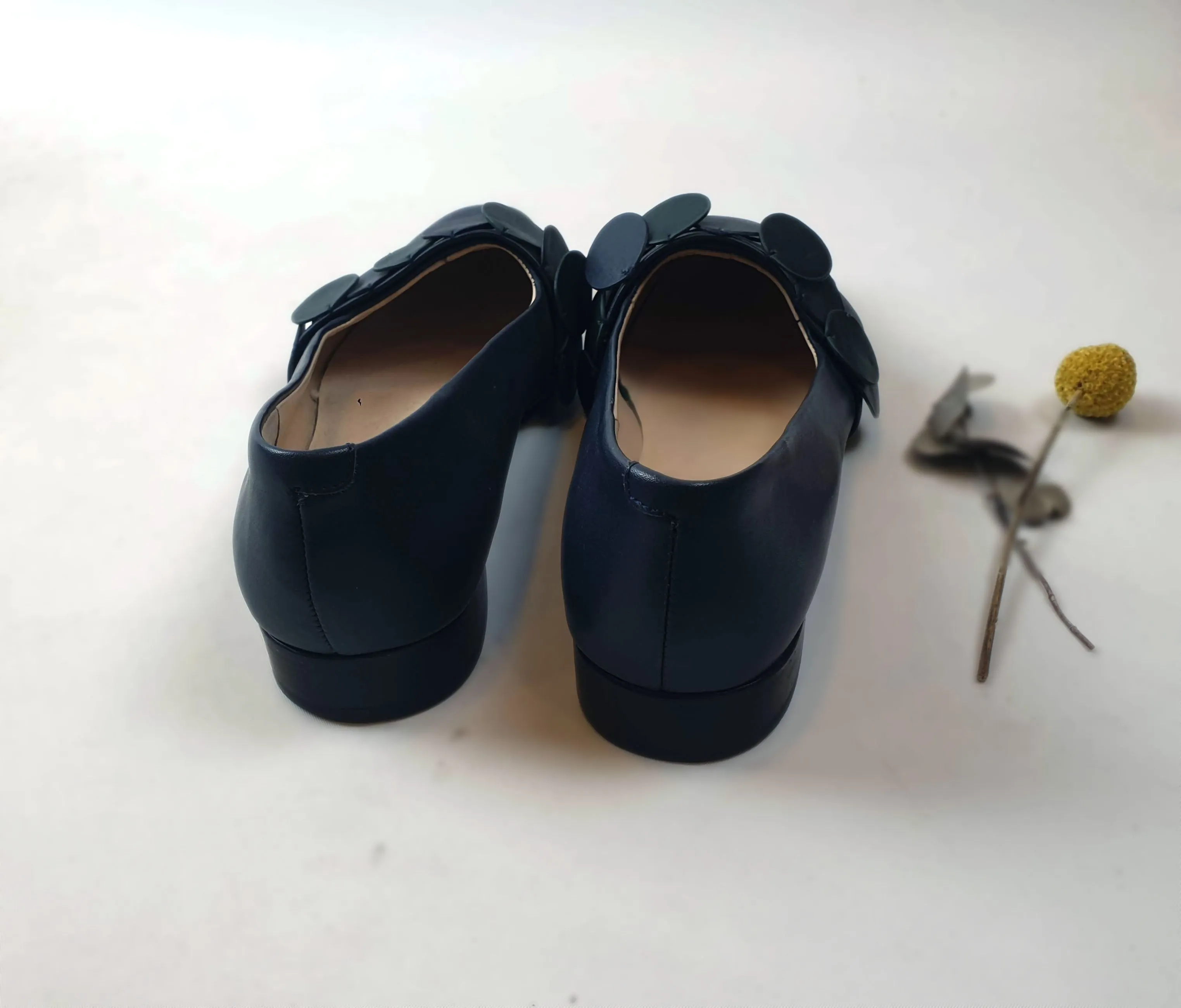 Alpha 60 navy shoes wiith unique front circle detail size 40