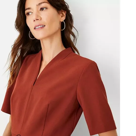 Ann Taylor Elbow Sleeve V-Neck Dress in‎ Bi-Stretch | Women’s Size 8