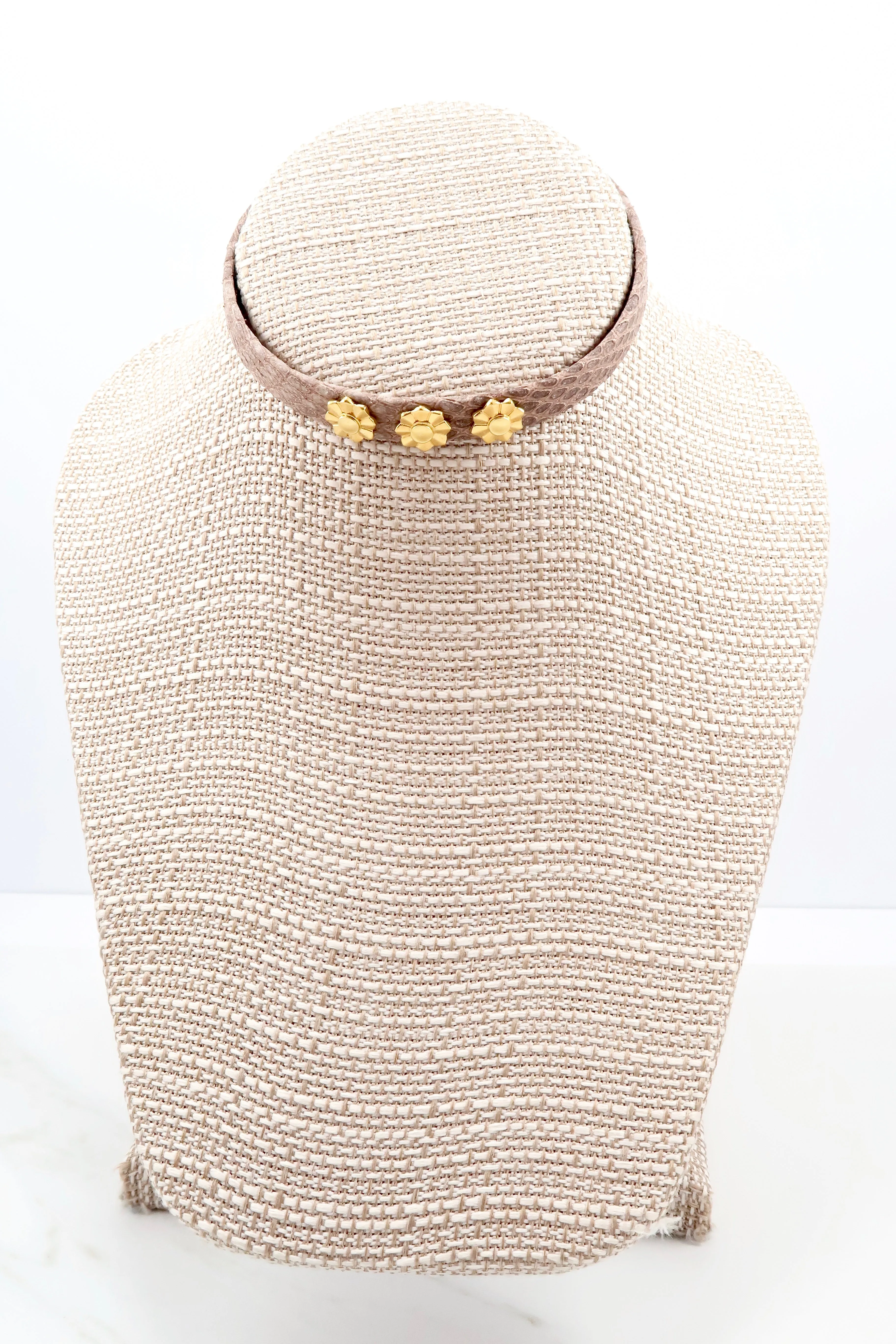 BAILEY gold