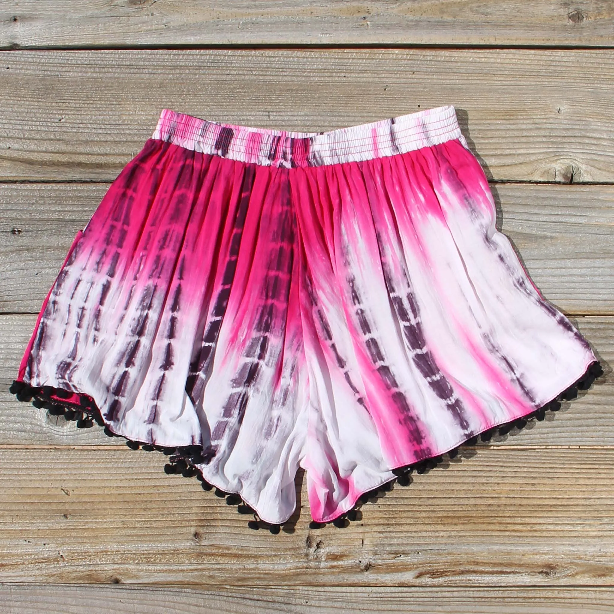 Beach Gypsy Shorts in Pink