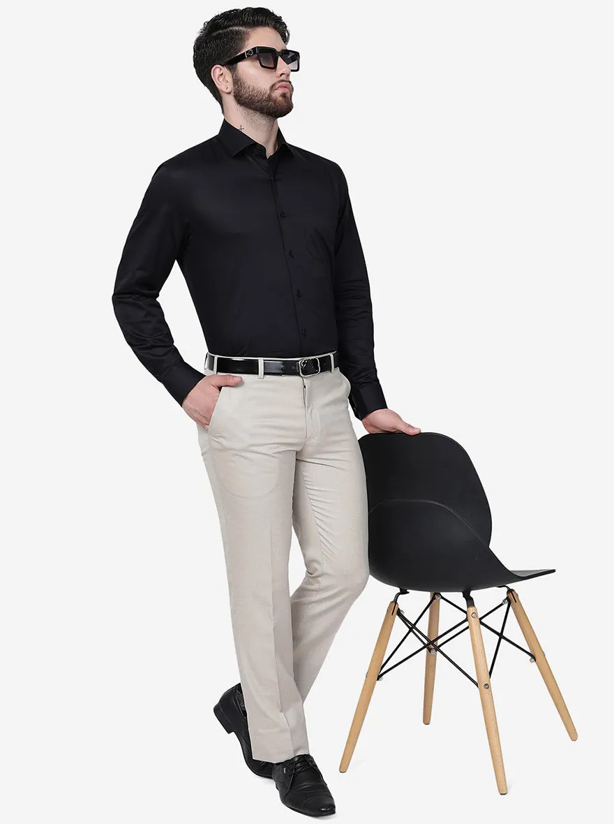 Black Solid Regular Fit Formal Shirt | JadeBlue