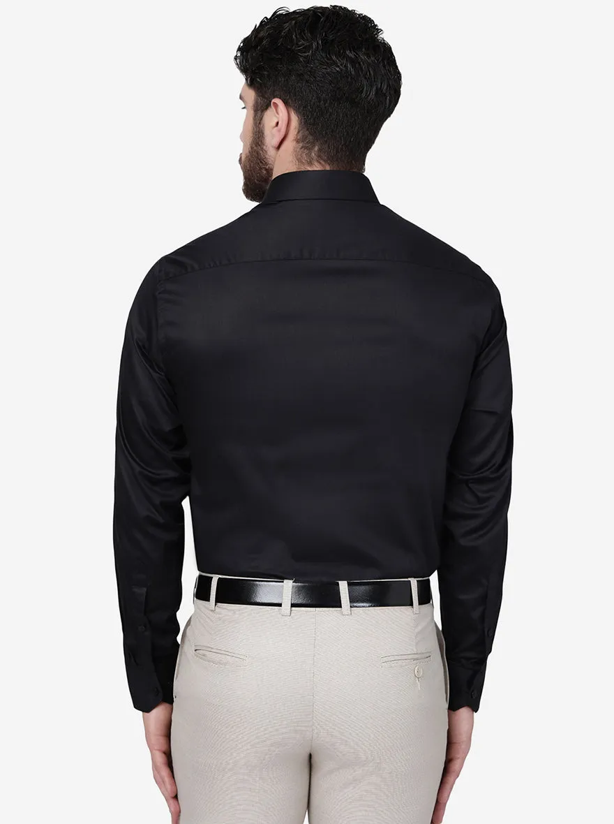 Black Solid Regular Fit Formal Shirt | JadeBlue