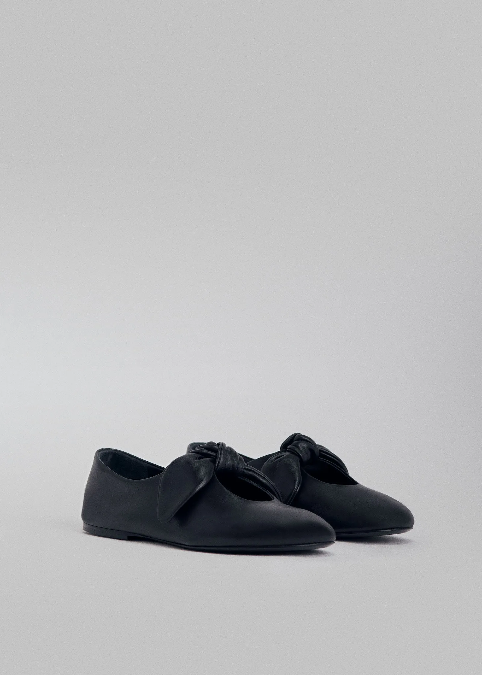 Bow Flat in Nappa Leather - Black