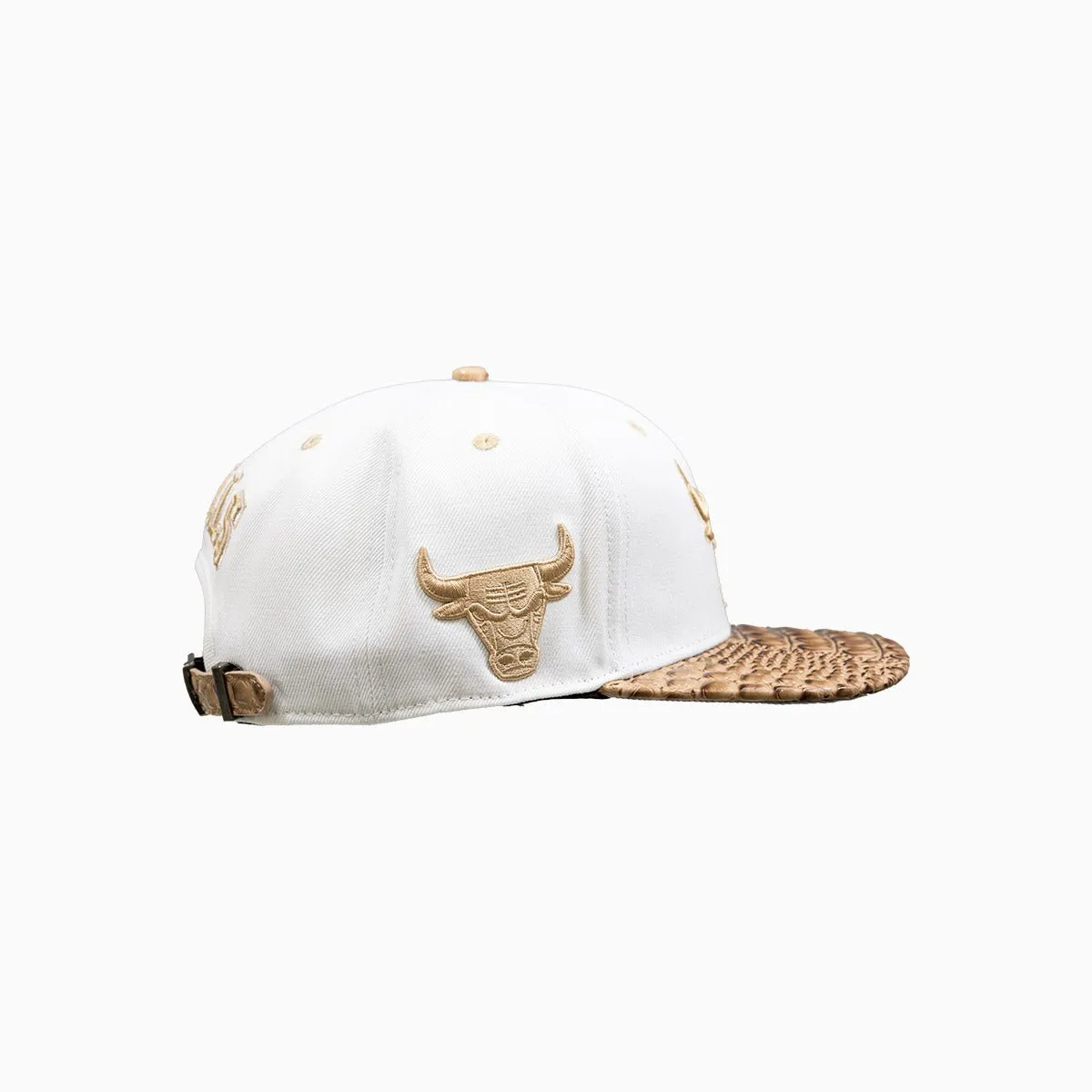Chicago Bulls NBA Hat With Leather Visor
