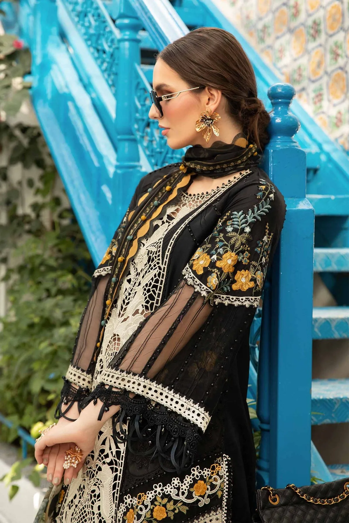 Classic Black Embroidered Lawn Maria B Pakistani Salwar Kameez