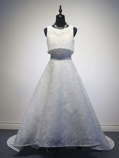 Embroidery Scoop Lace Sweep Train Prom Dress