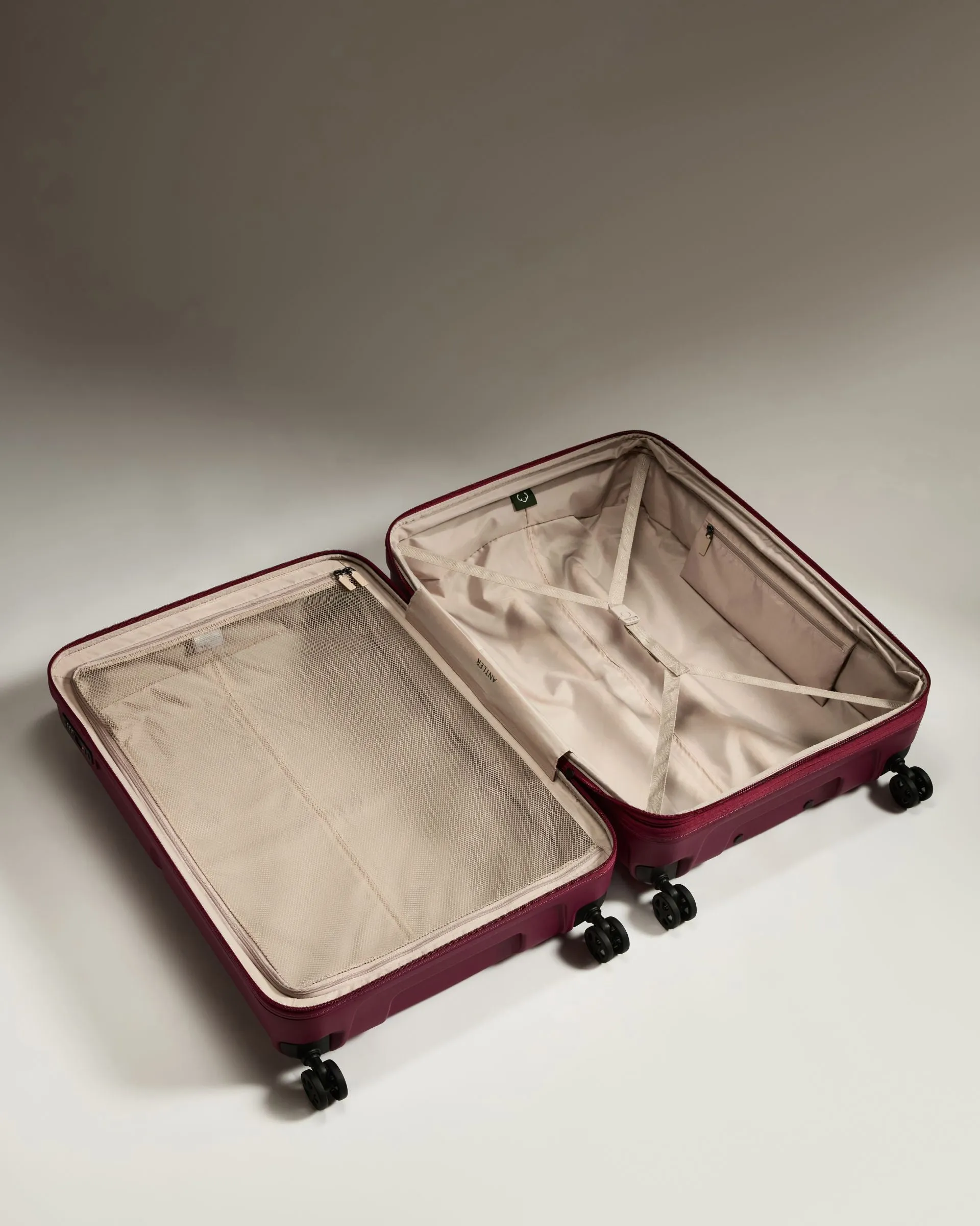Expandable Carry-on Luggage Set in Heather Purple - Single Stripe