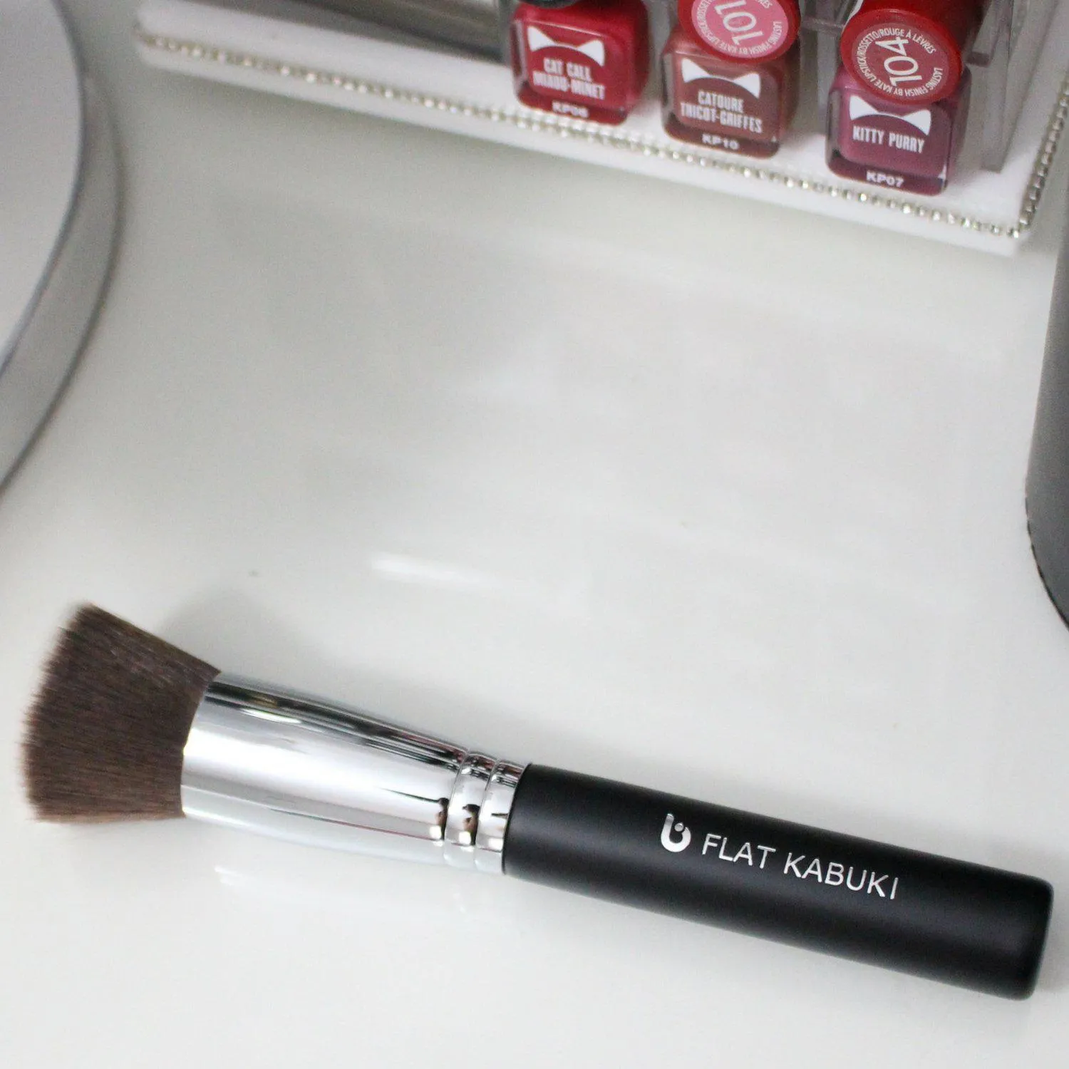 Flat Top Kabuki Foundation Makeup Brush