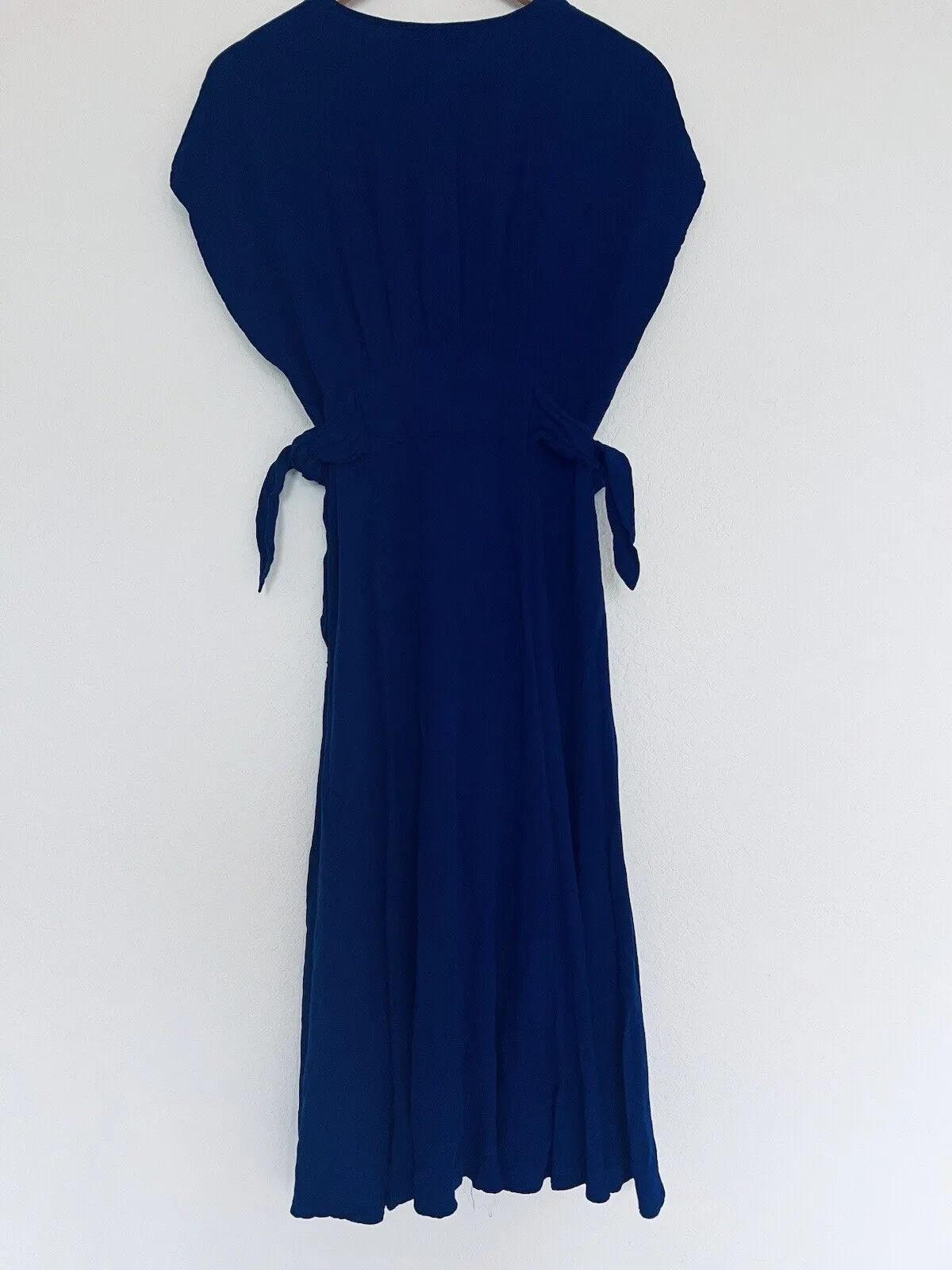 FOREVER 21 Contemporary Button Down Royal Blue Dress Sz L Long Rayon
