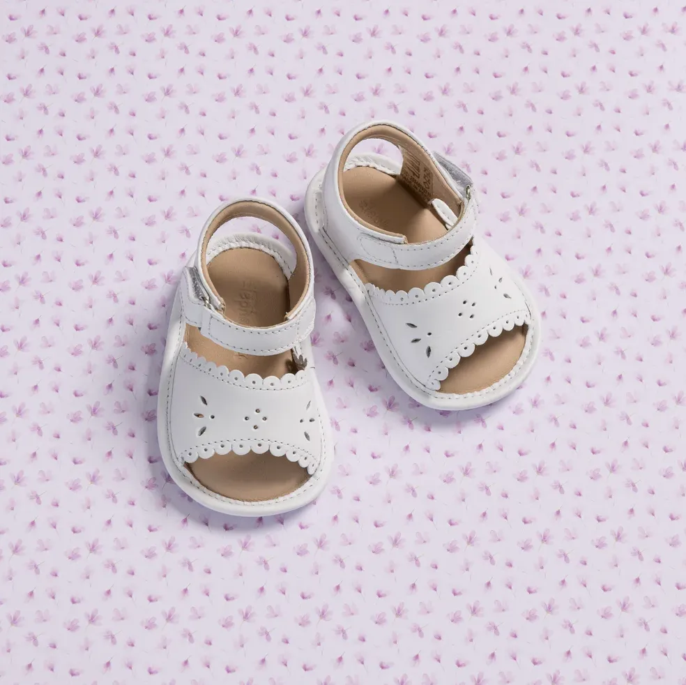 Infant Sandal with Scallop: White