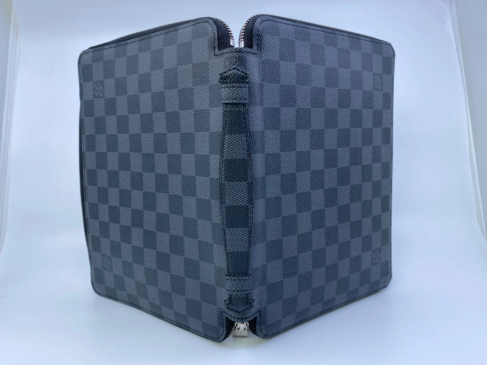 iPad Essential Case