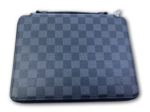 iPad Essential Case