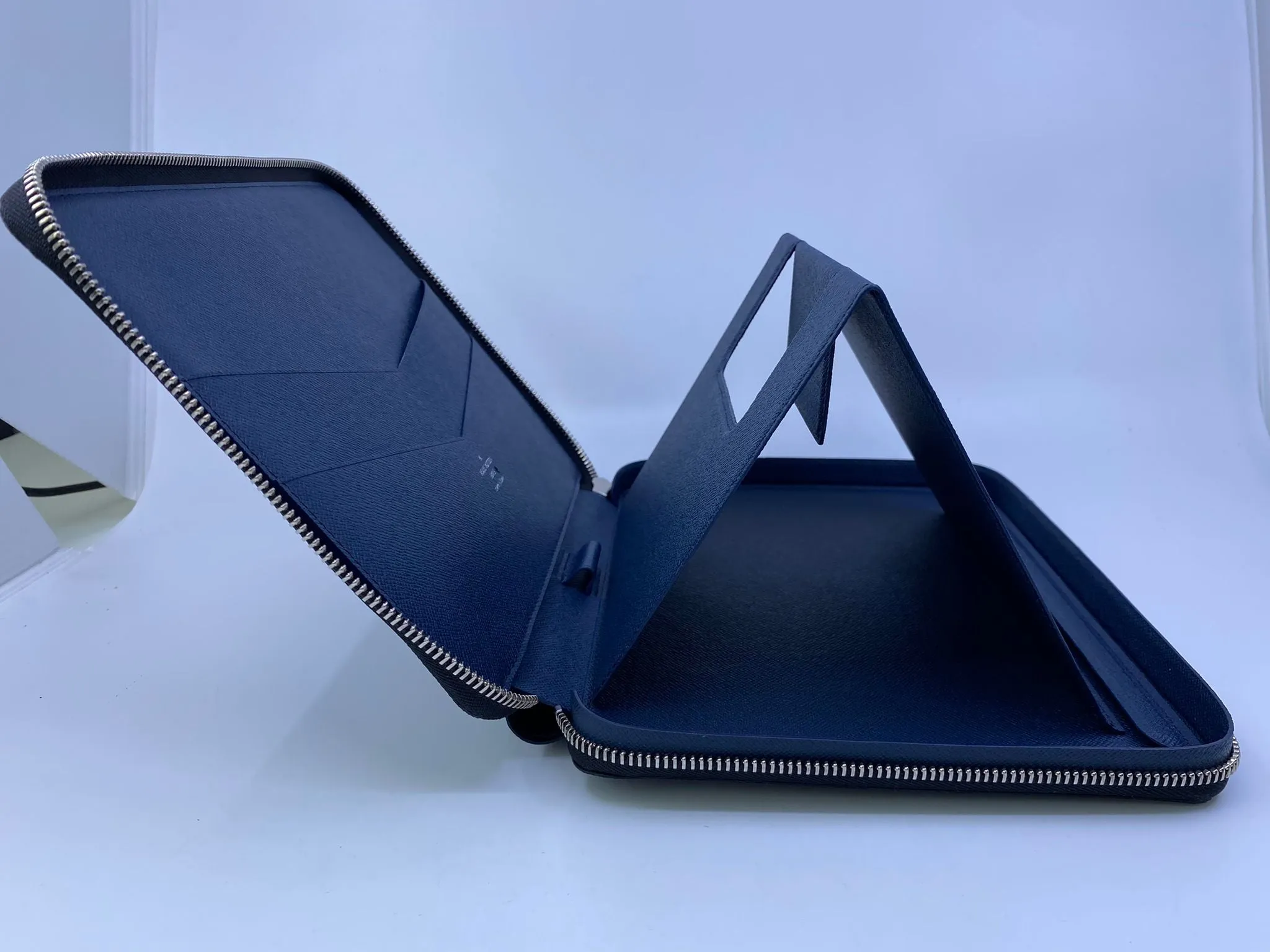 iPad Essential Case