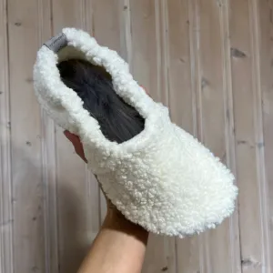 JadyLadys - Wooly White