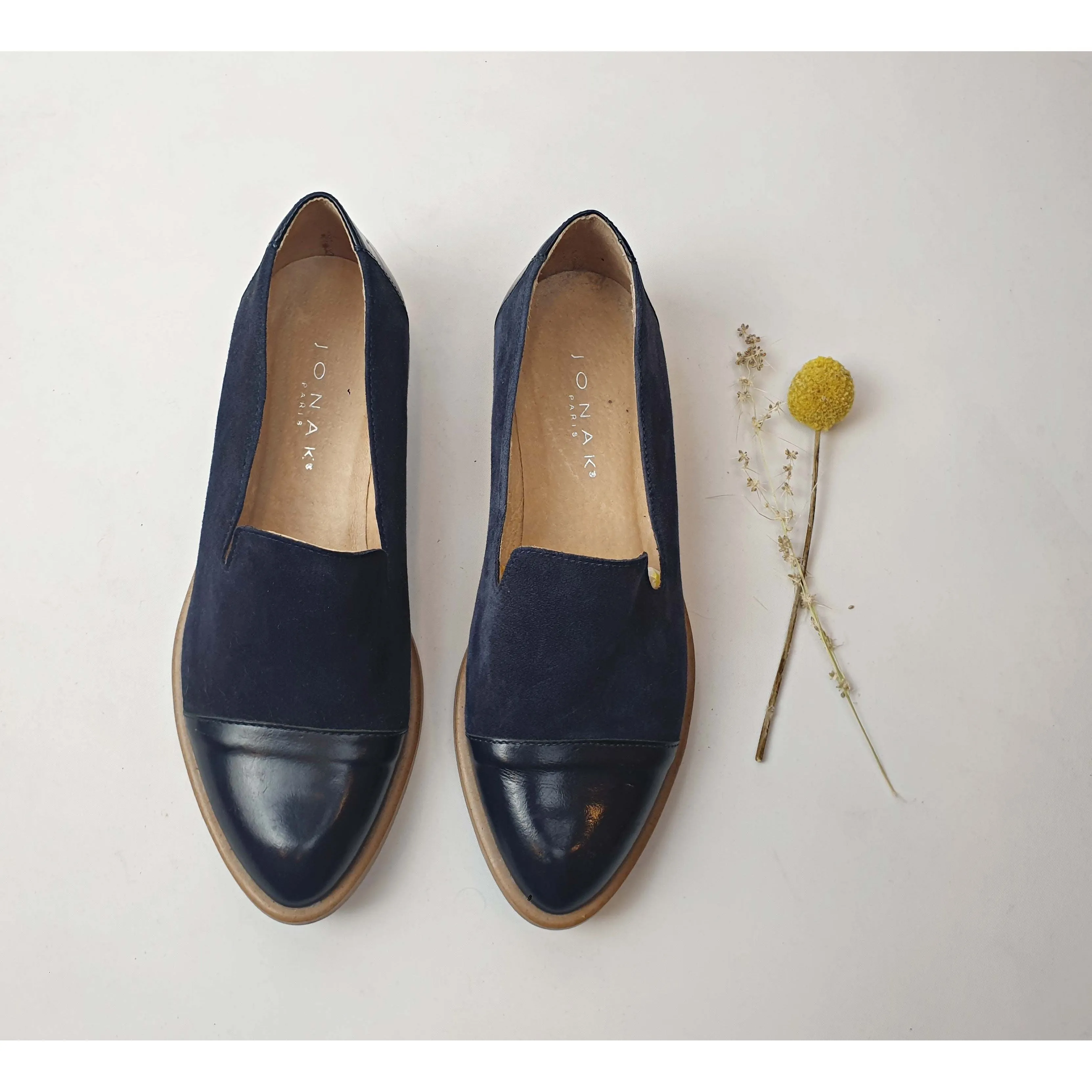 Jonak Paris navy suede leather shoes with contrasting matt toes size 38