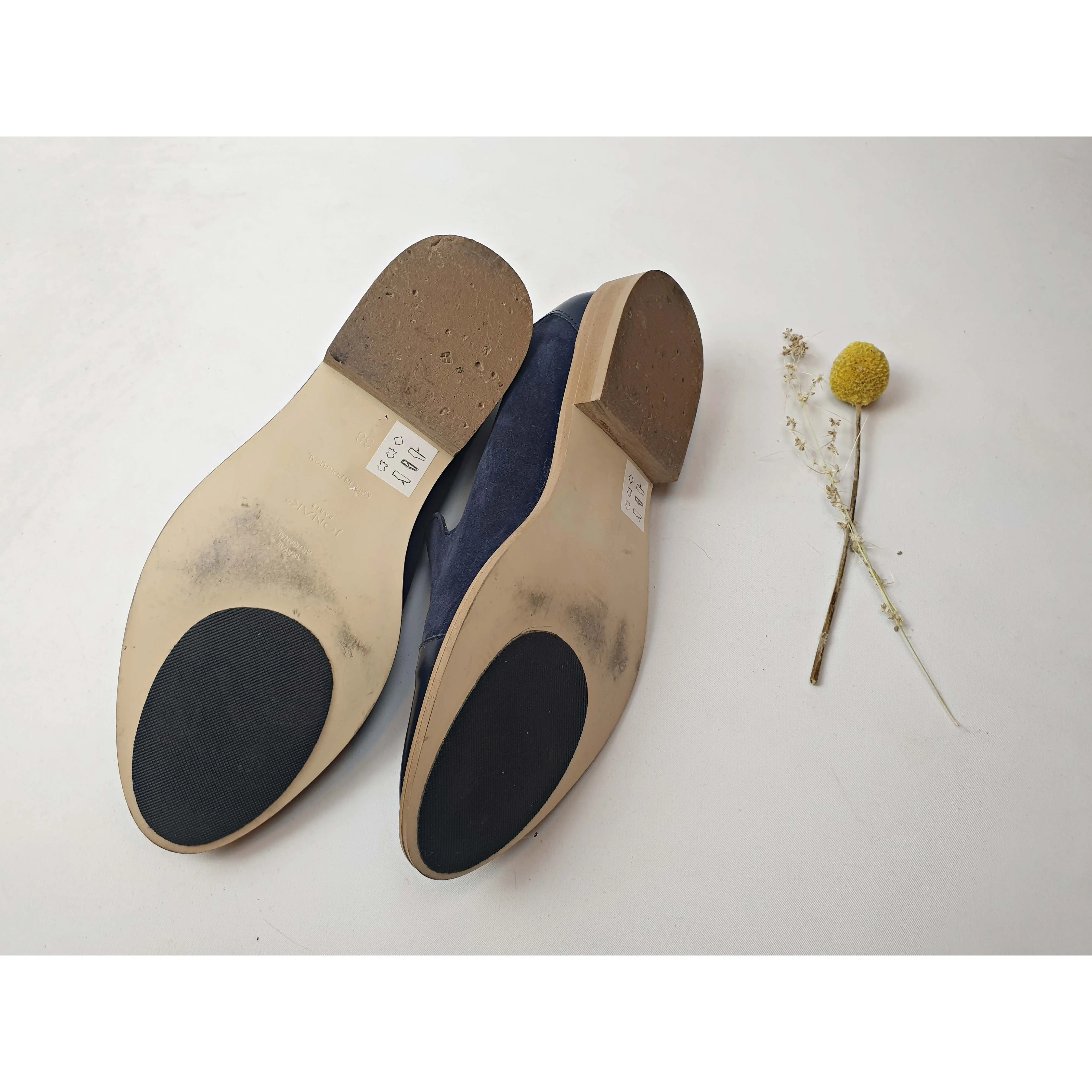 Jonak Paris navy suede leather shoes with contrasting matt toes size 38