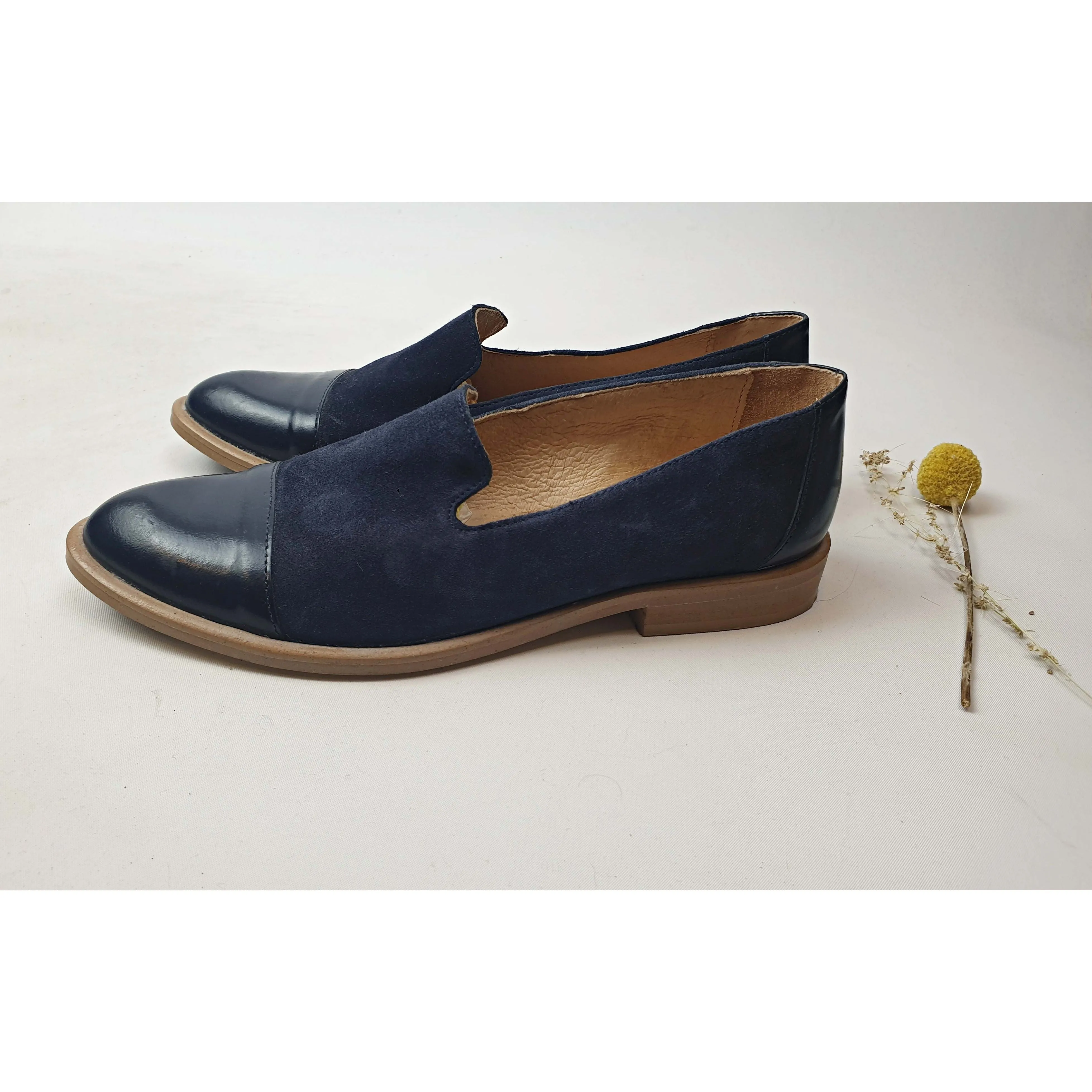 Jonak Paris navy suede leather shoes with contrasting matt toes size 38
