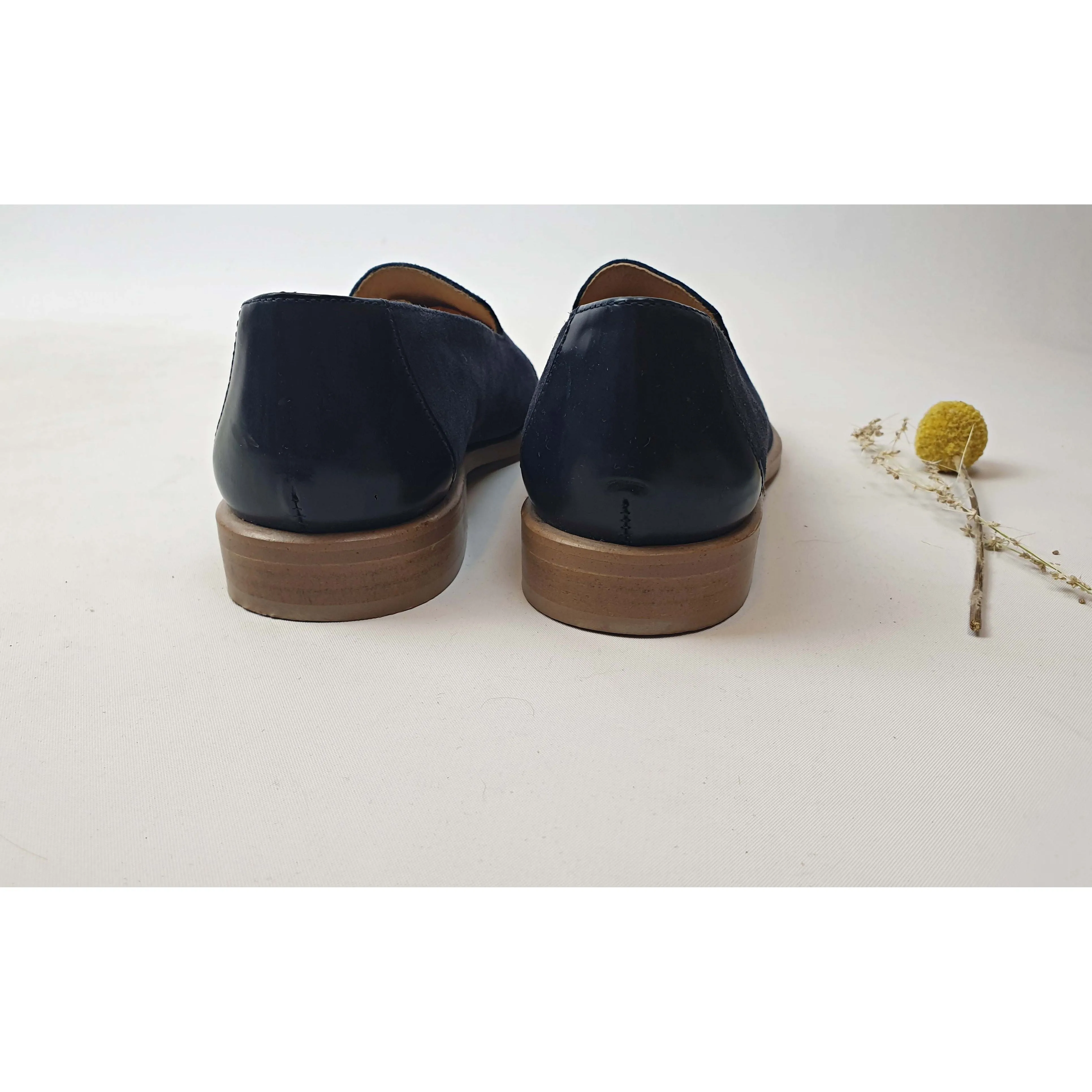 Jonak Paris navy suede leather shoes with contrasting matt toes size 38