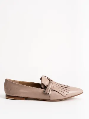 kiltie bow tassle flat - nude