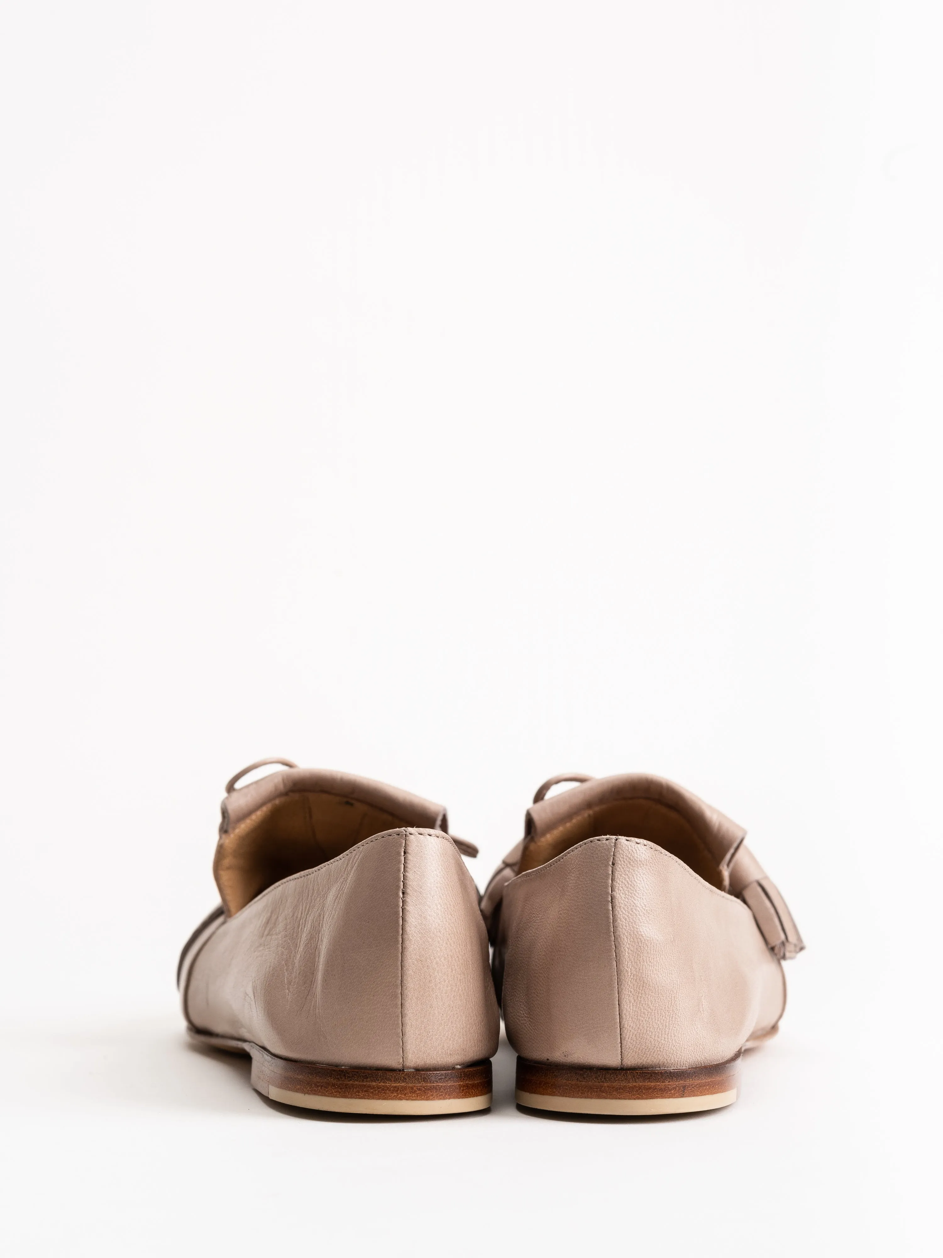 kiltie bow tassle flat - nude