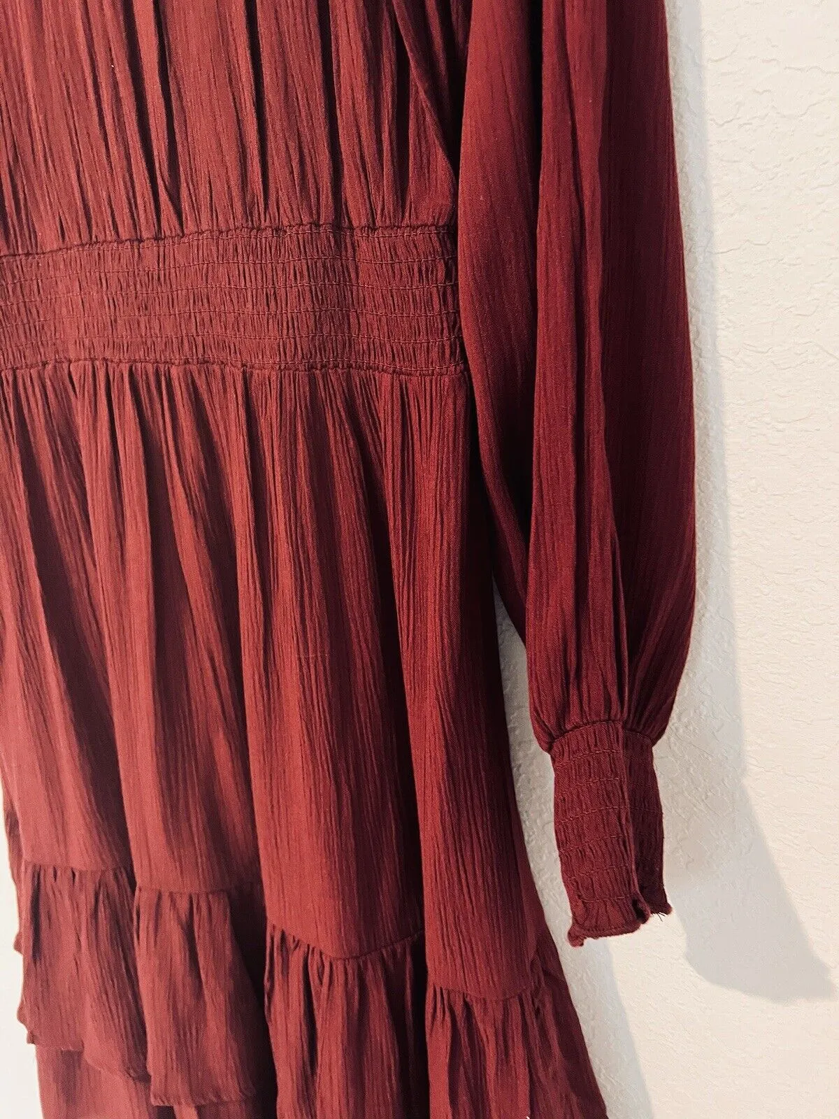 KNOX ROSE Burgundy Long Sleeve Dress Sz M Ruffle Tiered Boho Knee Smock Wrist