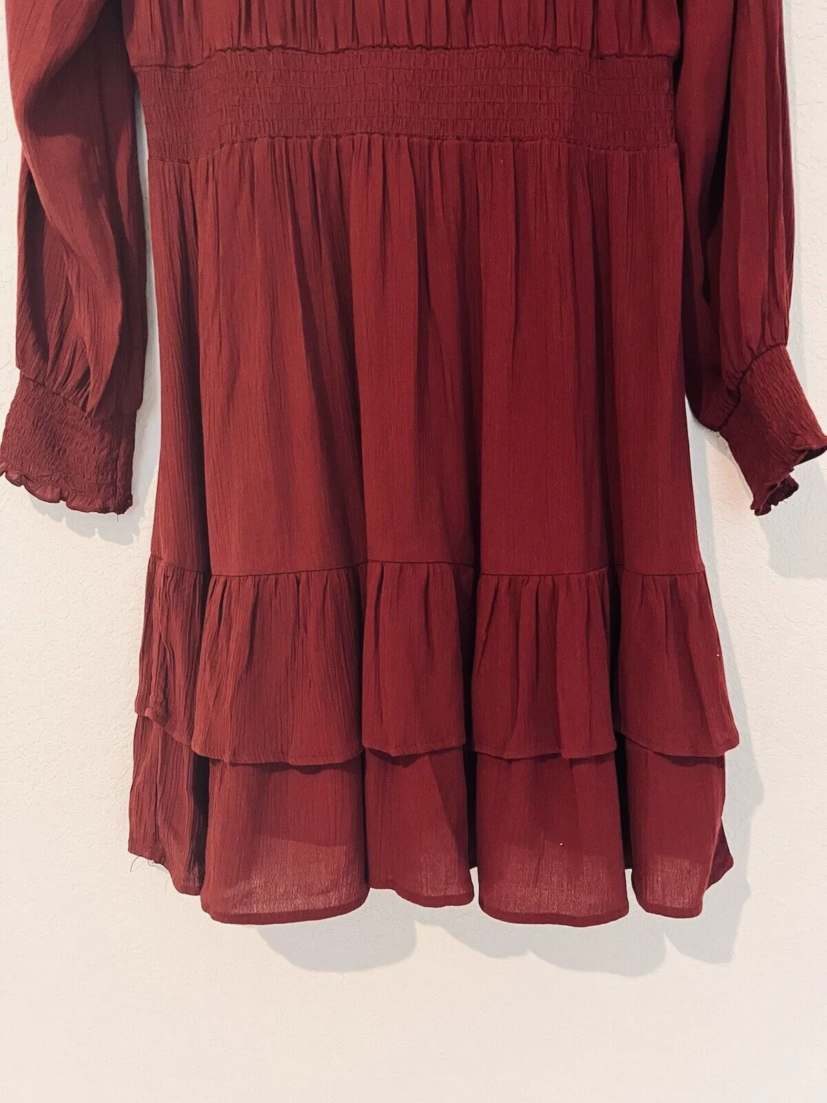 KNOX ROSE Burgundy Long Sleeve Dress Sz M Ruffle Tiered Boho Knee Smock Wrist