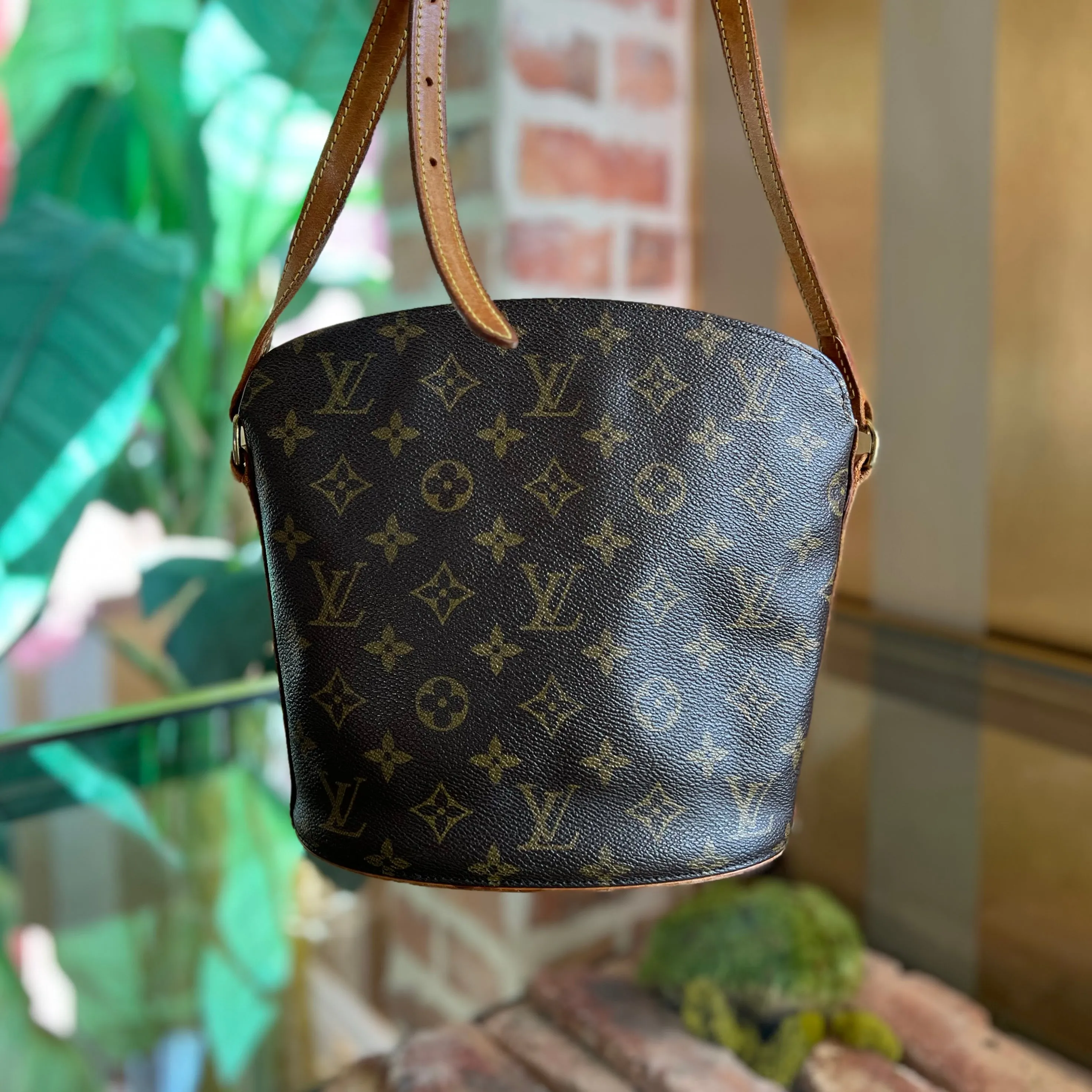 LOUIS VUITTON Drout Brown Monogram Canvas Crossbody TS3890