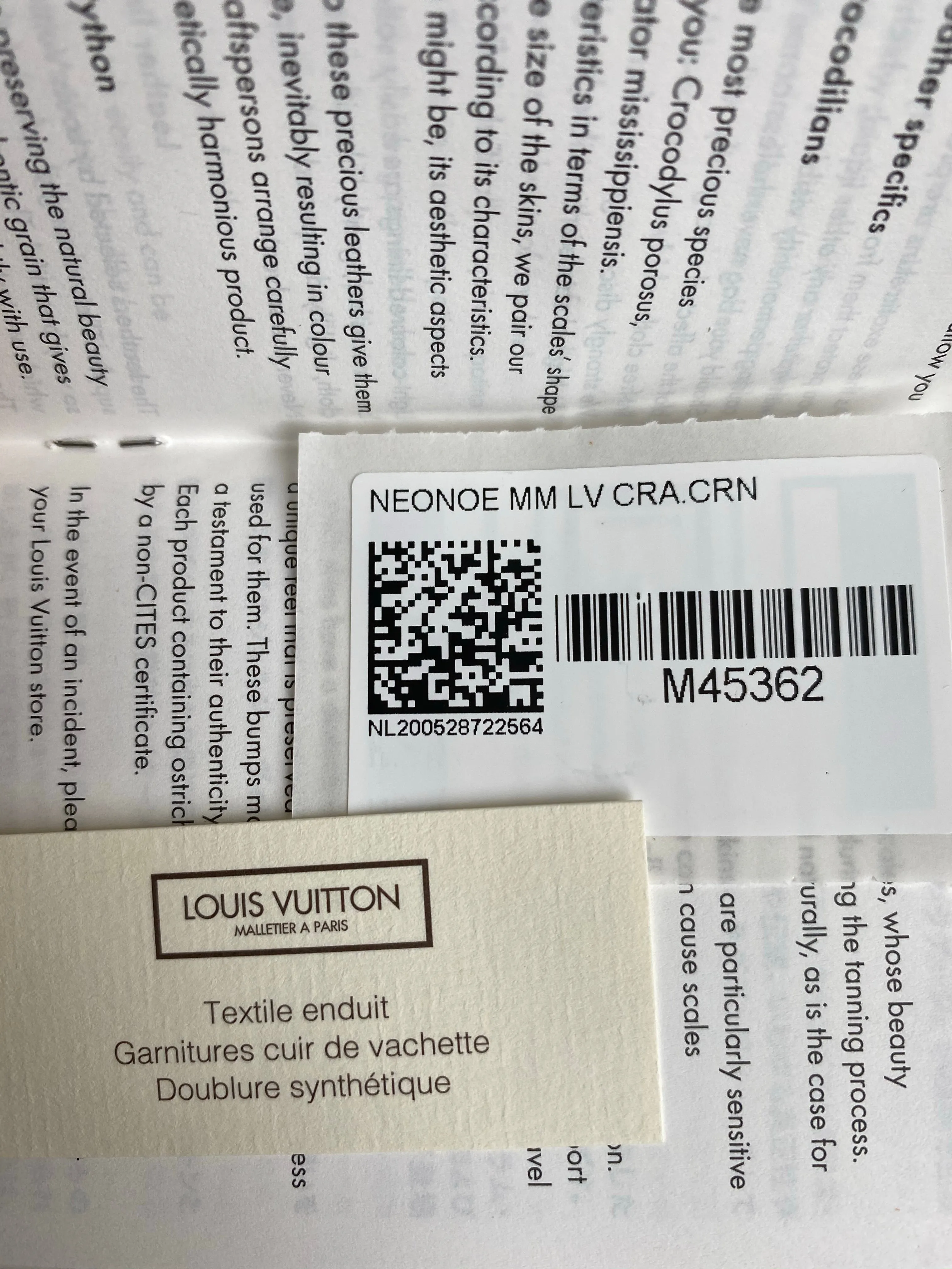 Louis Vuitton LV Crafty Neonoe MM M45362