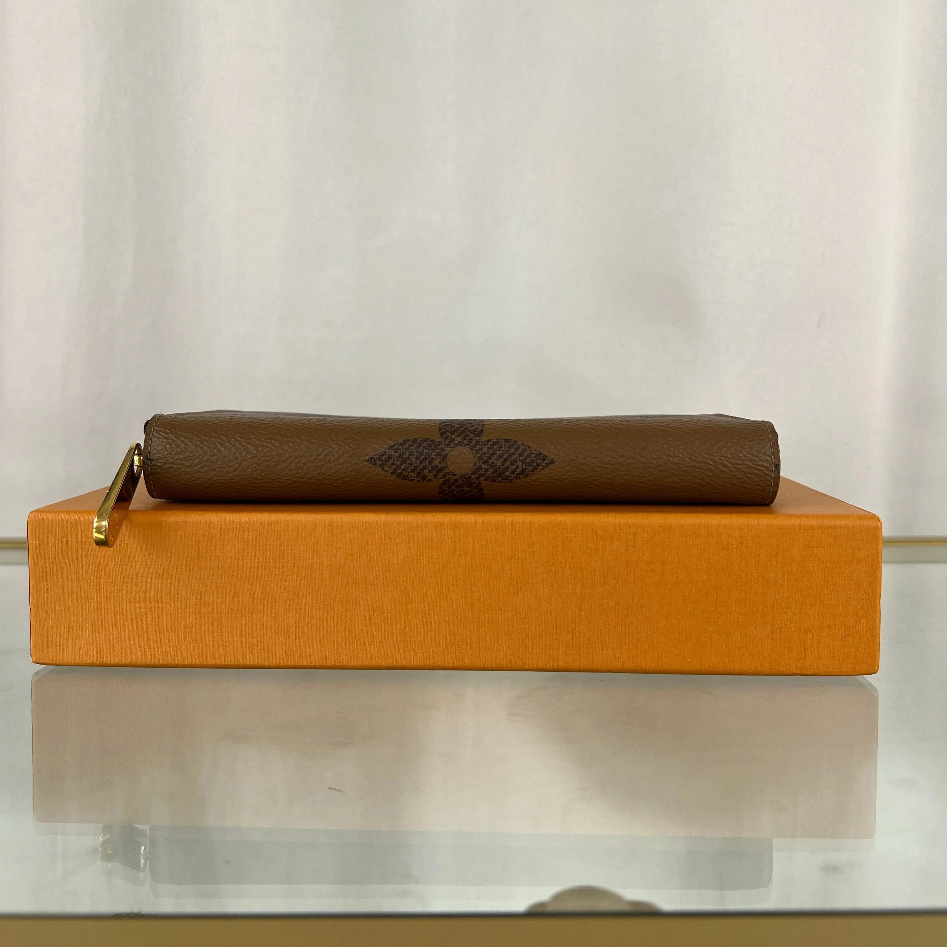 LOUIS VUITTON Monogram Giant Reverse Zippy Wallet