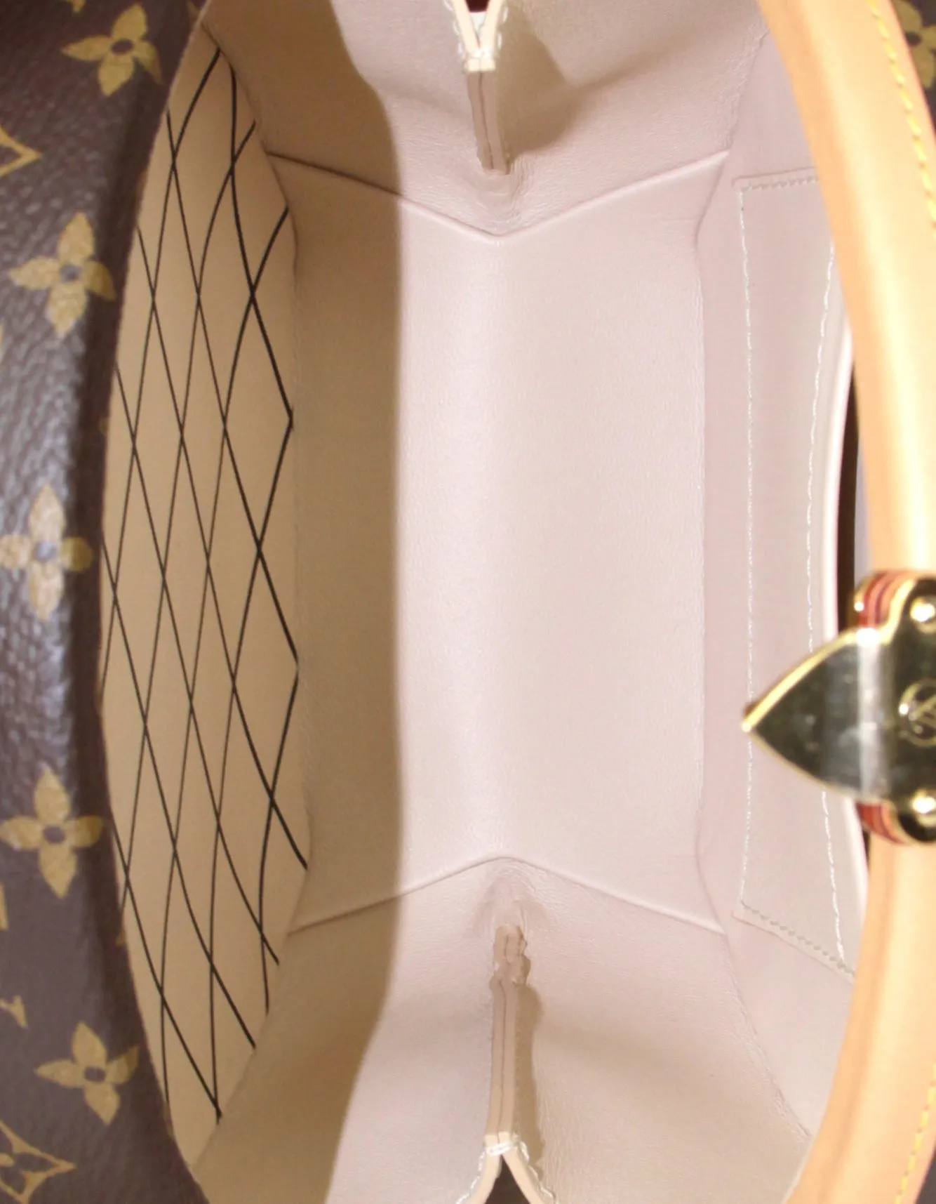 Louis Vuitton Monogram Petite Boite Chapeau Crossbody Bag