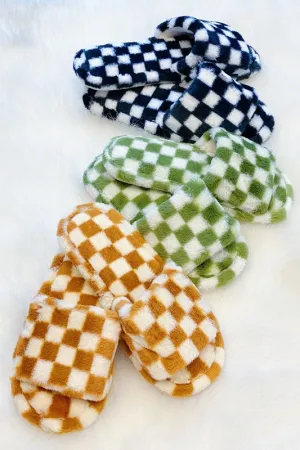 Luxe Lounge Checker Cozy Slipper – Soft Open-Toe Slippers with Non-Slip Soles