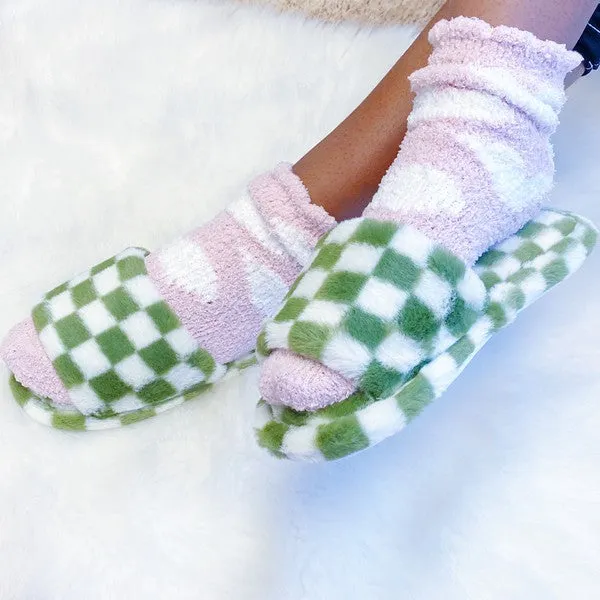 Luxe Lounge Checker Cozy Slipper – Soft Open-Toe Slippers with Non-Slip Soles