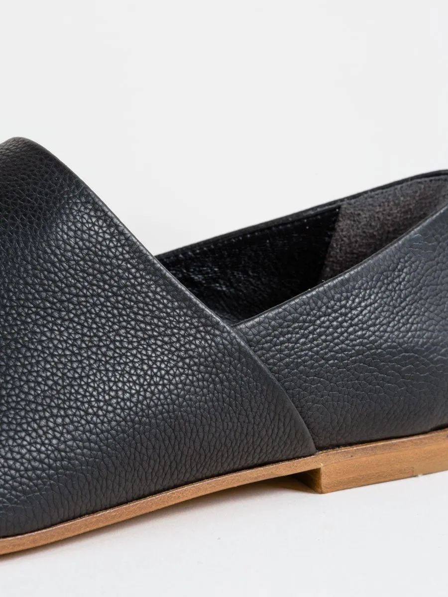 maude loafer - black