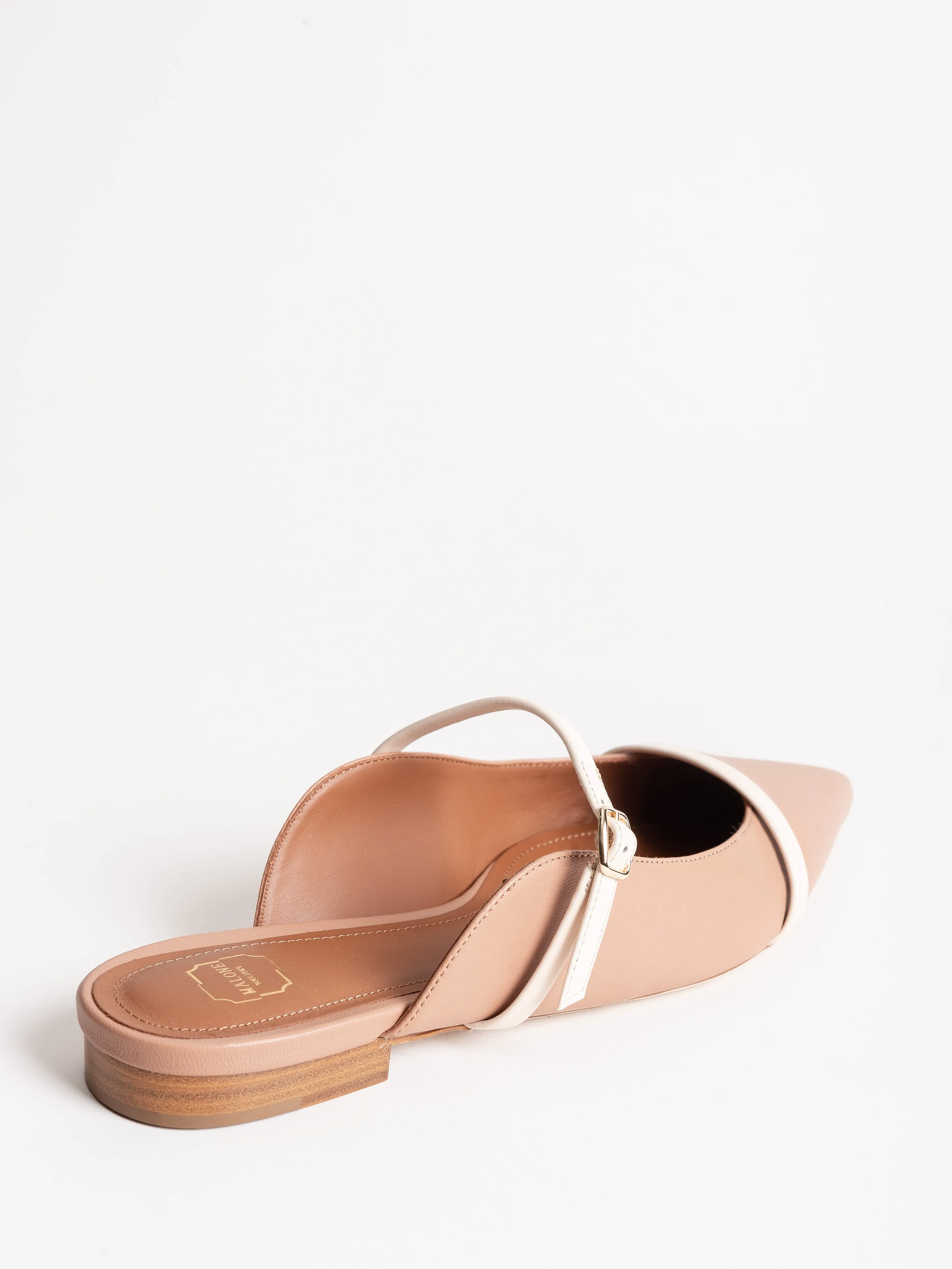 melody flat - nude/cake
