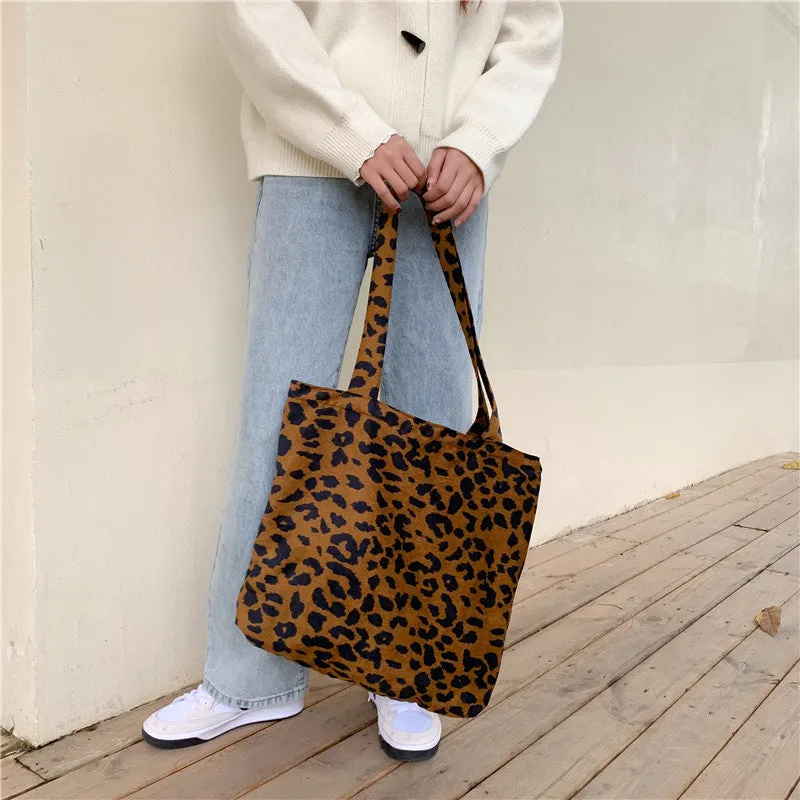 MOMENTLOVER  2025  new Japanese ins black and white checkerboard corduroy women's bag large capacity shoulder bag canvas shopping bag