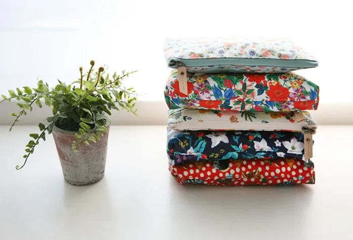 Nathalie Lete Flat Pouch - Flowers