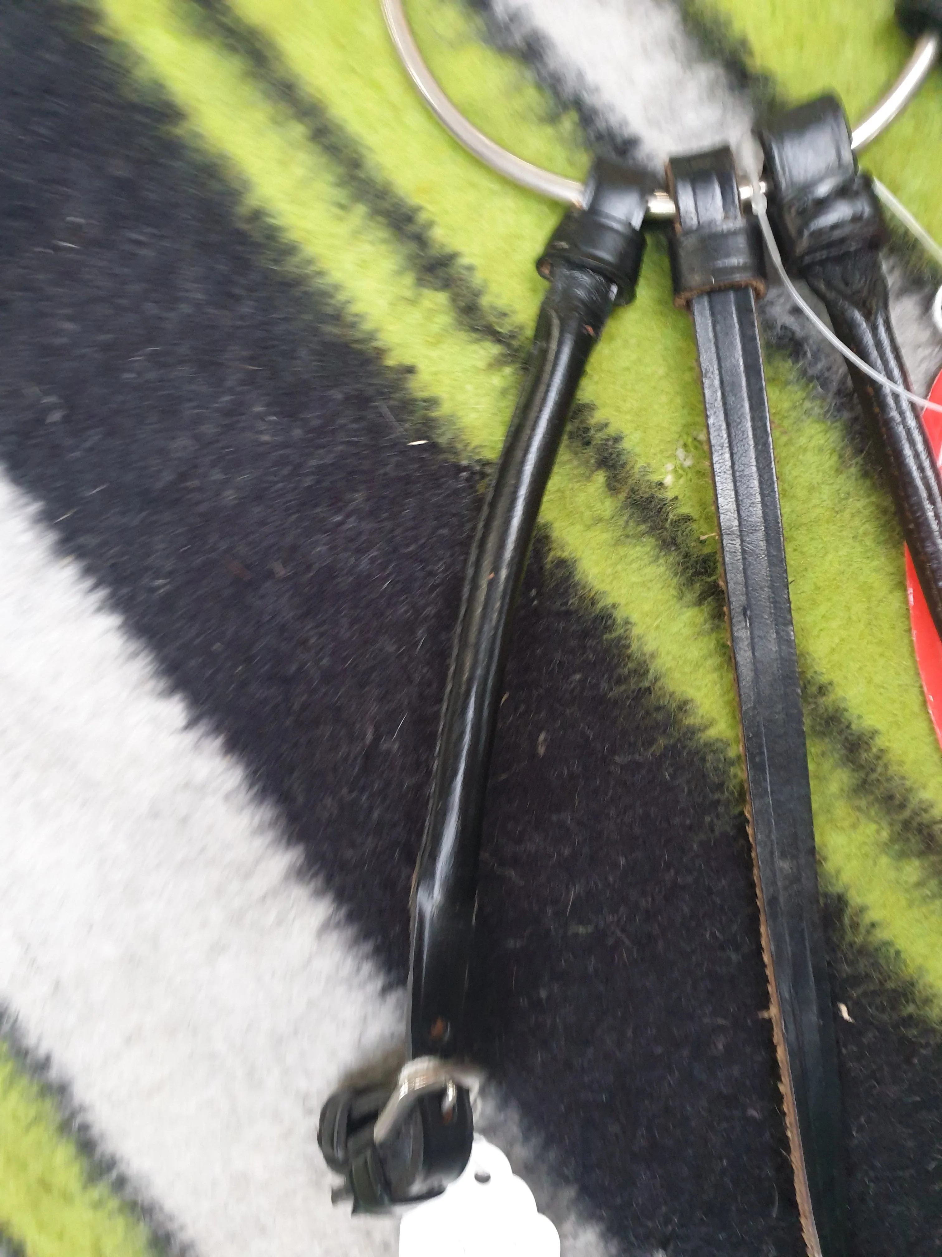 NEW lip straps black rolled and flat leather FREE POSTAGE *