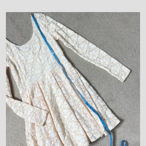 NWT Free People Lace Dress Ivory Peach Long Sleeve Stretch Knit Dress Size Small