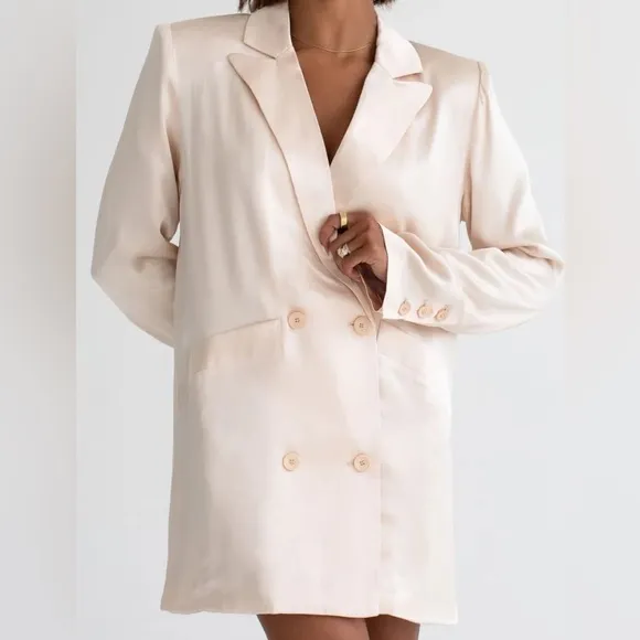 NWT Revolve Rumored BlushPink Satin Double Breasted James Blazer Dress Champagne