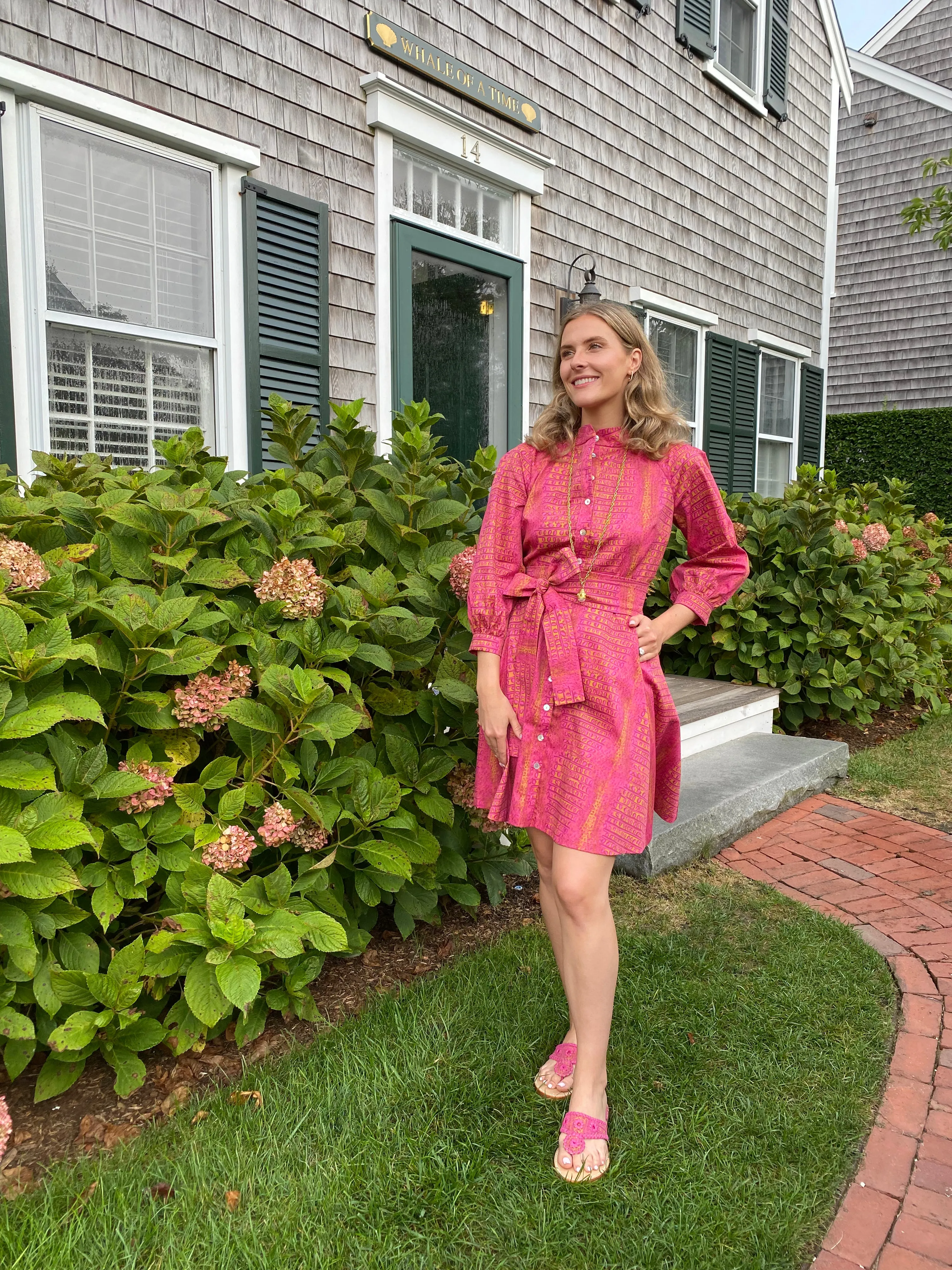 Palm Beach Sandals X Susan Albright Fuchsia Gator