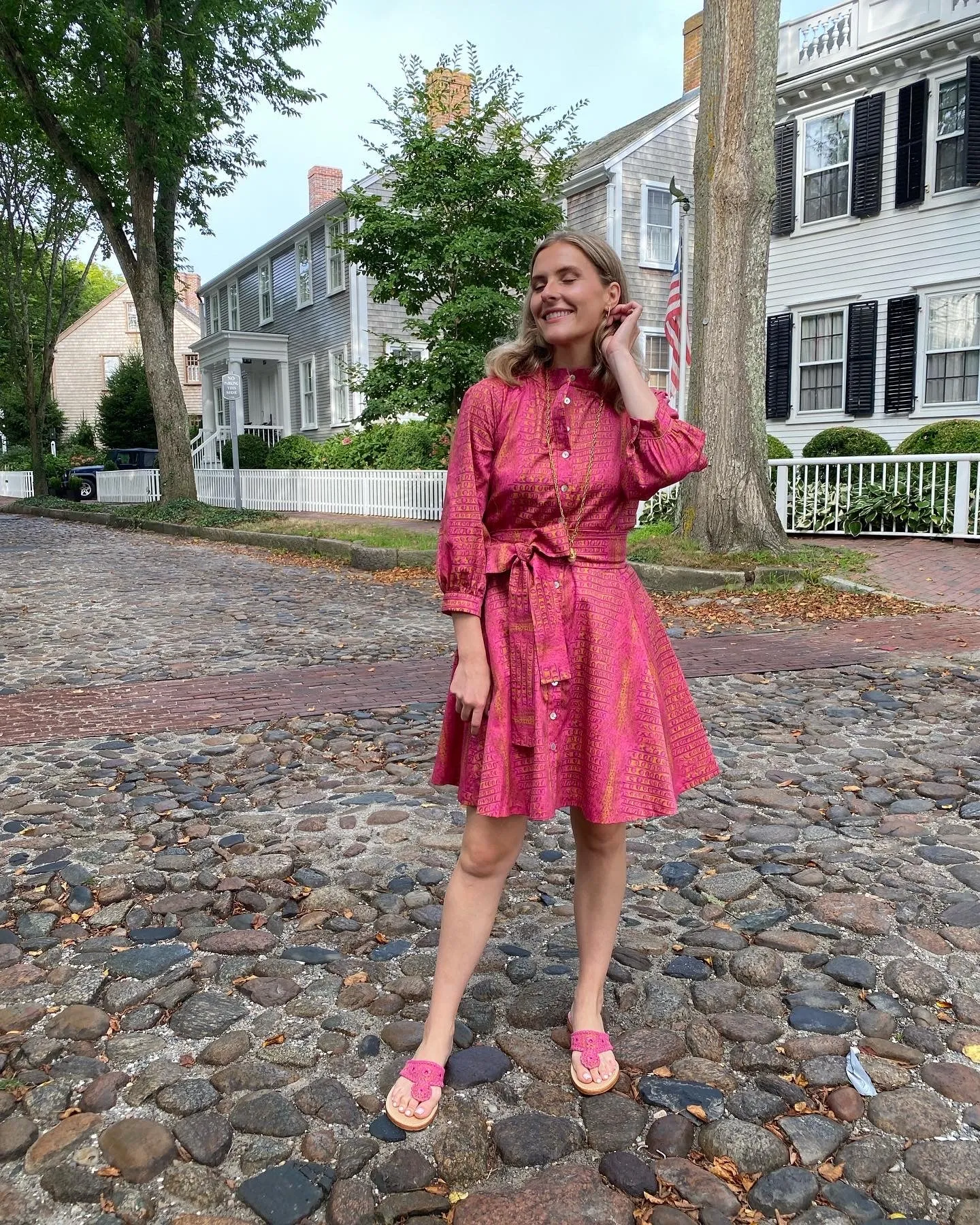 Palm Beach Sandals X Susan Albright Fuchsia Gator