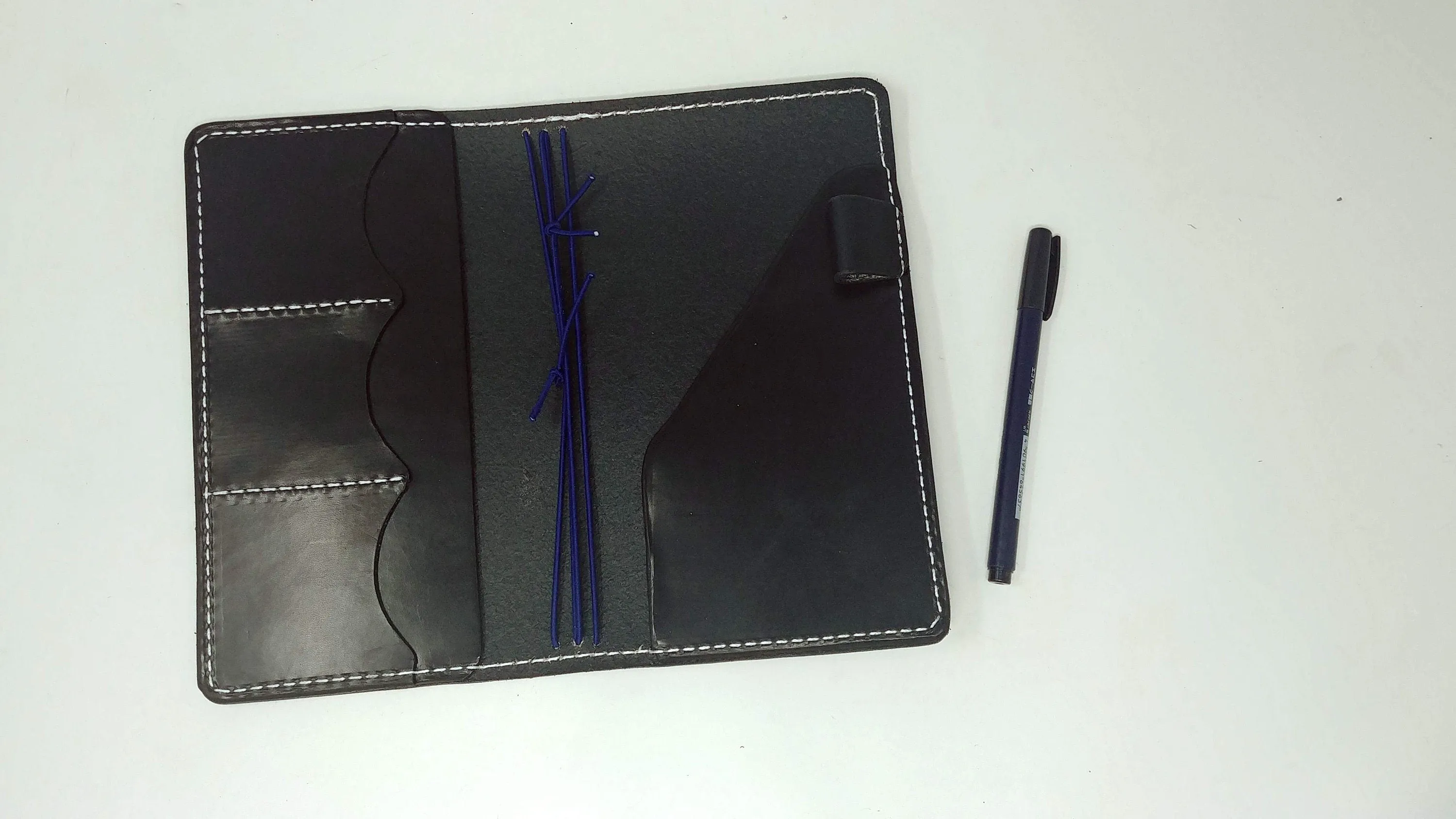 Regular Traveler's Notebook| *Pick your Finish* | Full Grain Leather, Standard TN, Midori Notebook
