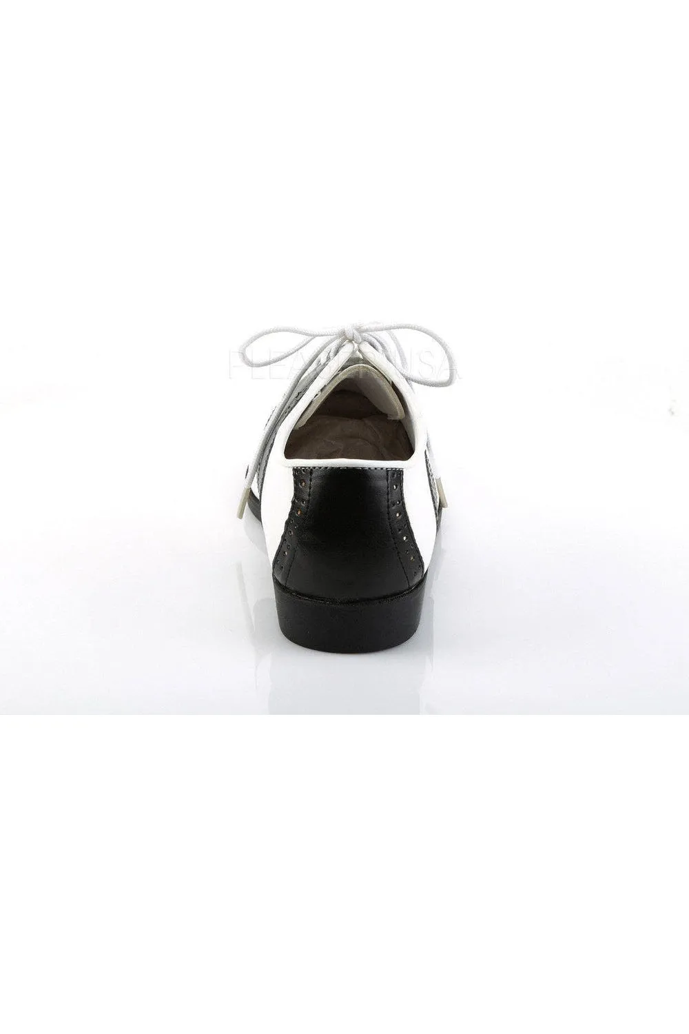 SADDLE-50 Saddle  | Black Faux Leather