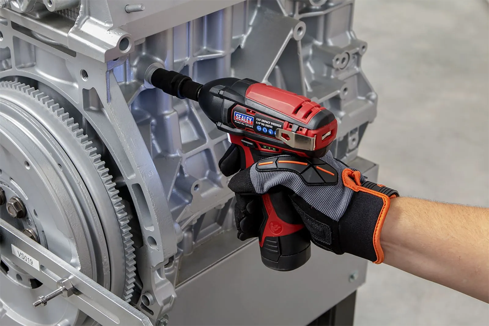 Sealey Impact Wrench Kit 3/8"Sq Drive 12V SV12 Series - 2 Batteries