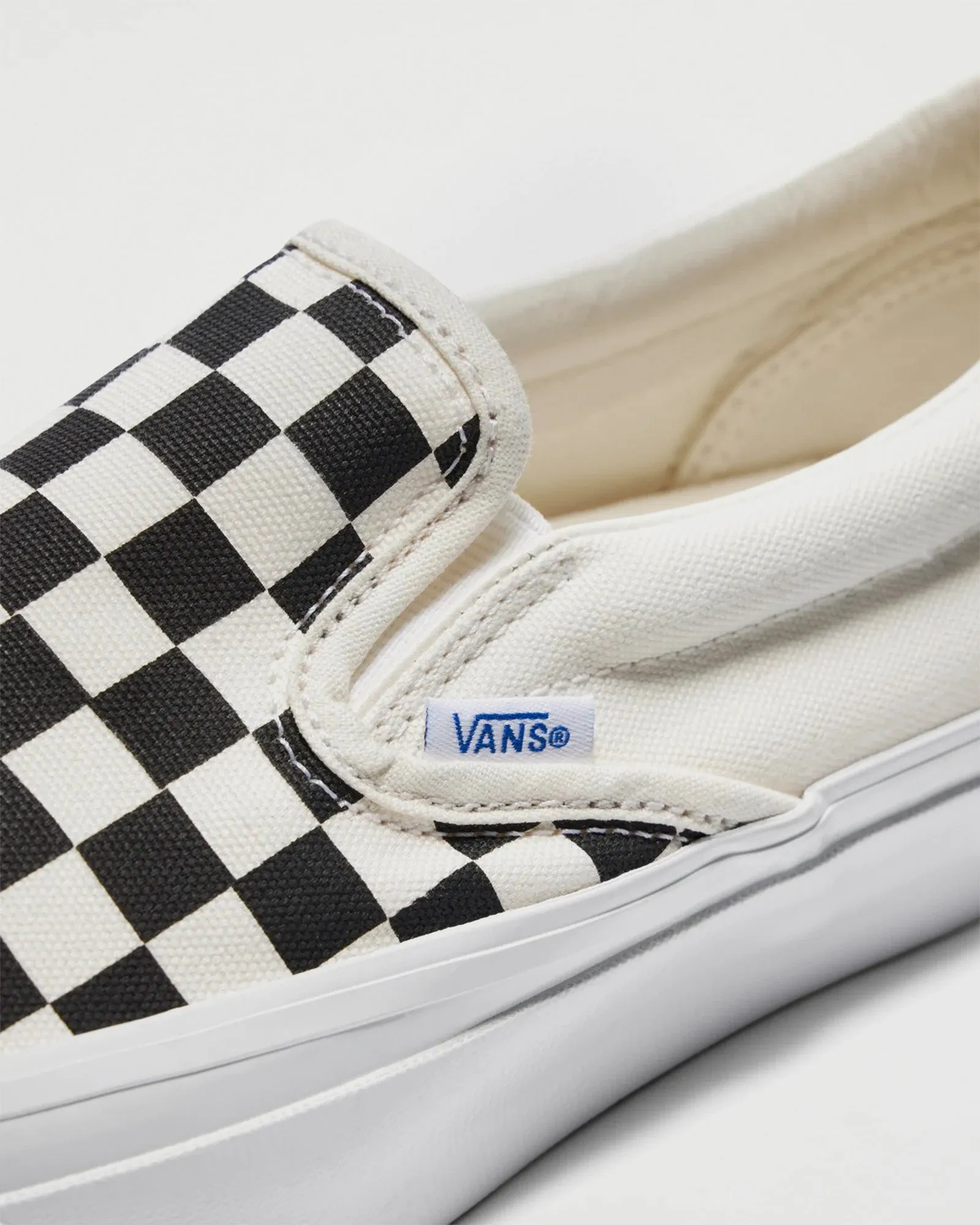 Slip-On Reissue 98 LX Checkerboard Black/Off White