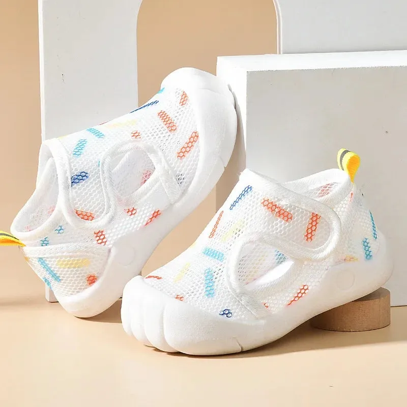 Summer Mesh Breathable Non slip Walking Shoes for Boys and Girls