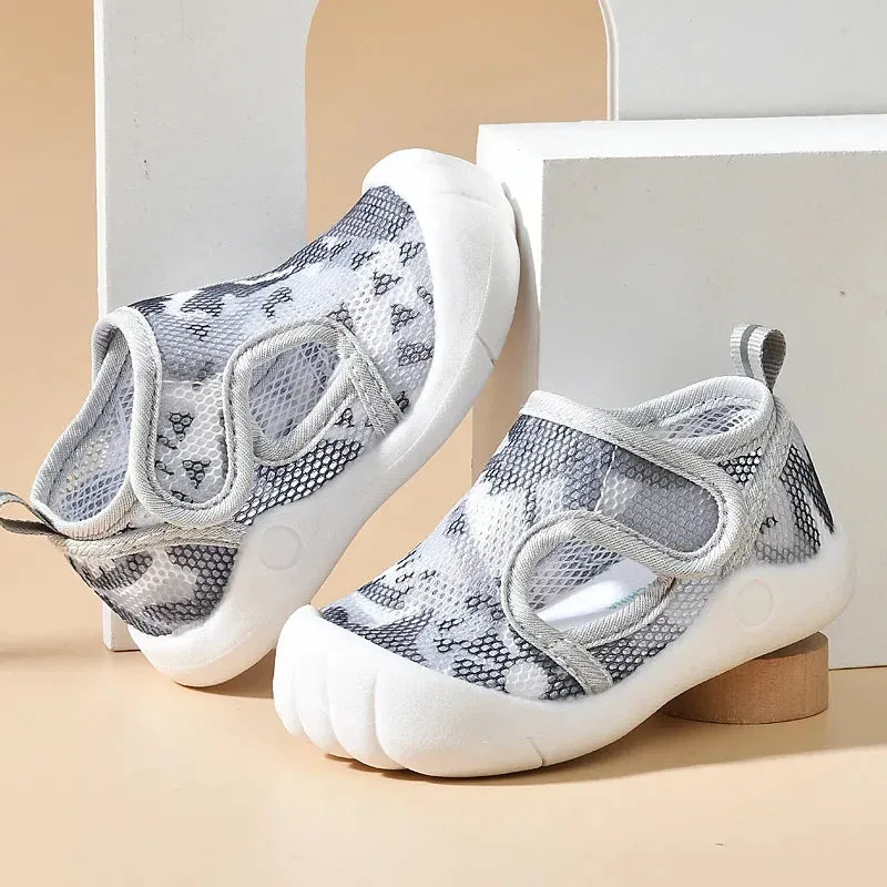 Summer Mesh Breathable Non slip Walking Shoes for Boys and Girls