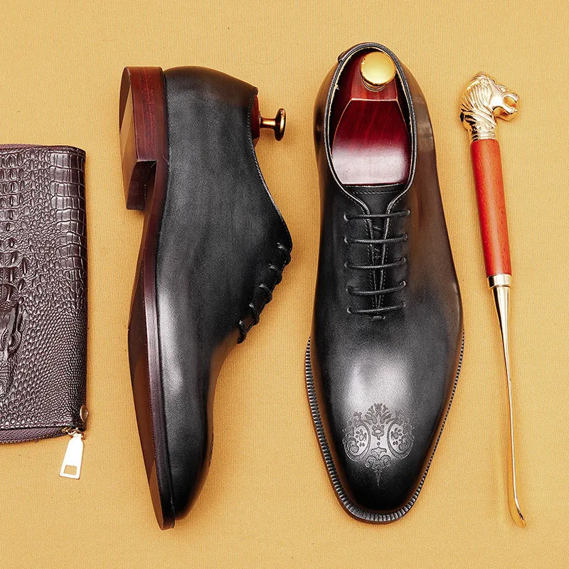 Top Layer Cowhide Men's Leather Shoes Pointed Leather Shoes Men's Genuine Leather England Style Carved Business Formal Wear Oxford Shoes an Entire Cowhide Men's Shoes68881