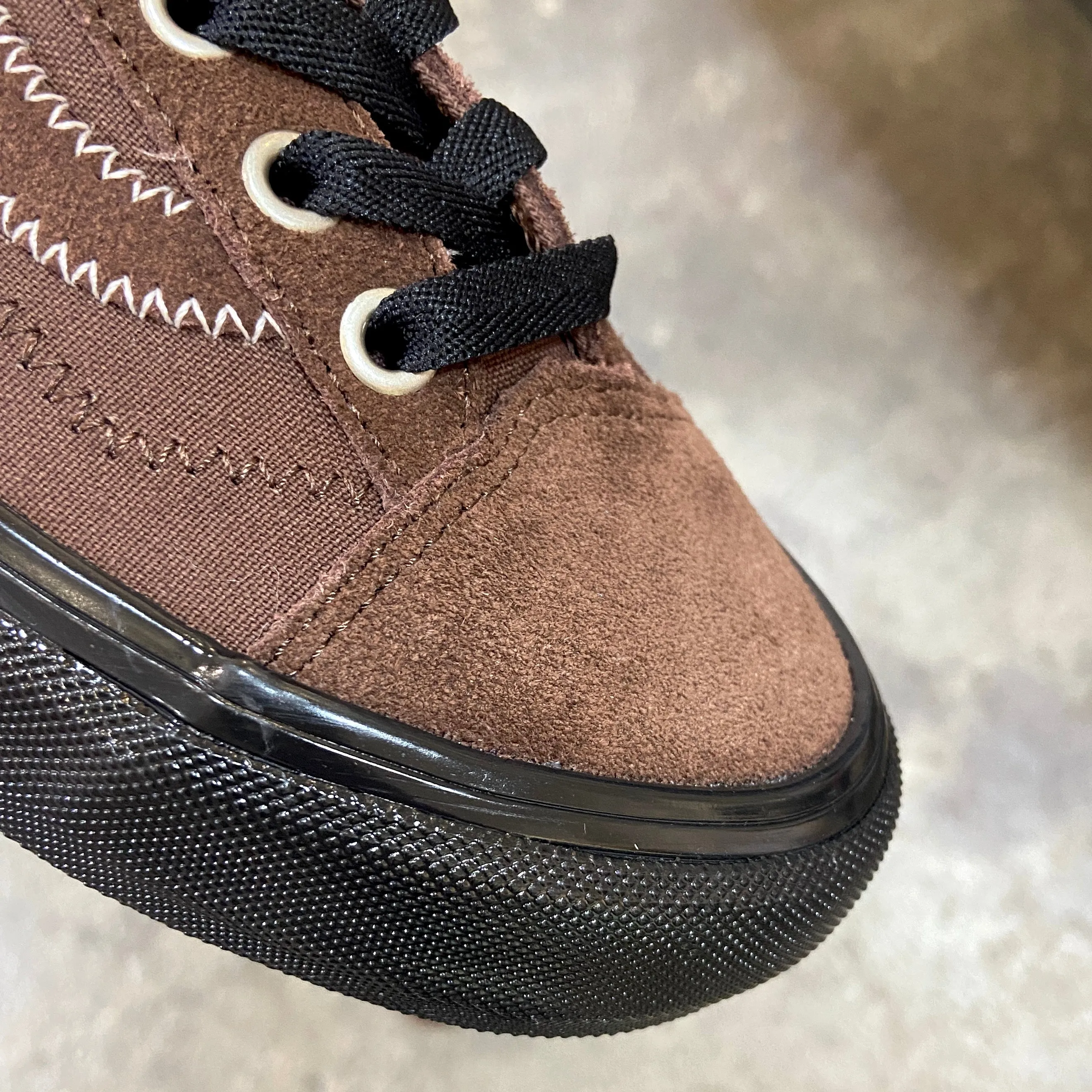VANS   MIKEY FEBRUARY  STYLE 36 DECON VR3 SF